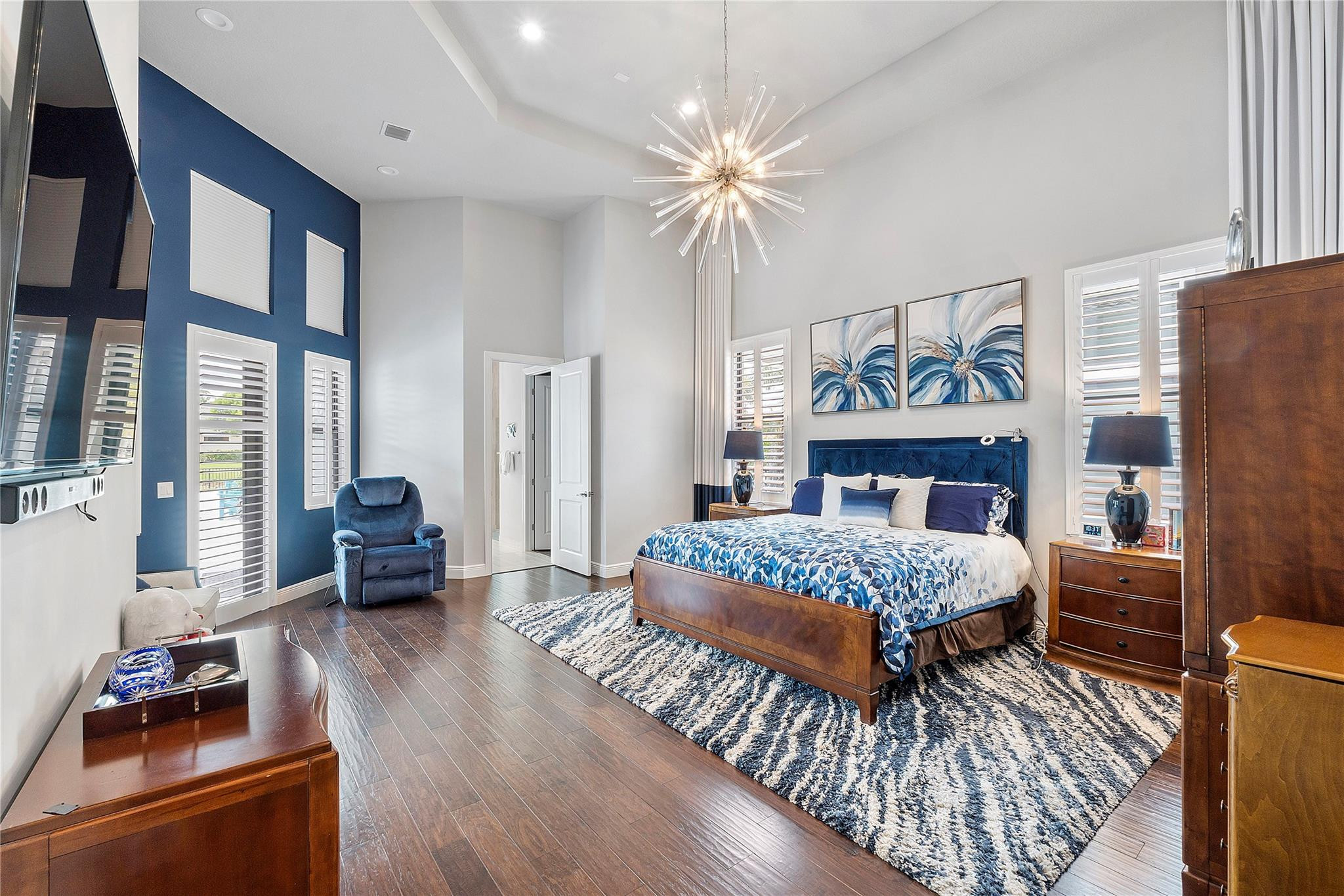 10280 Sweet Bay Ct