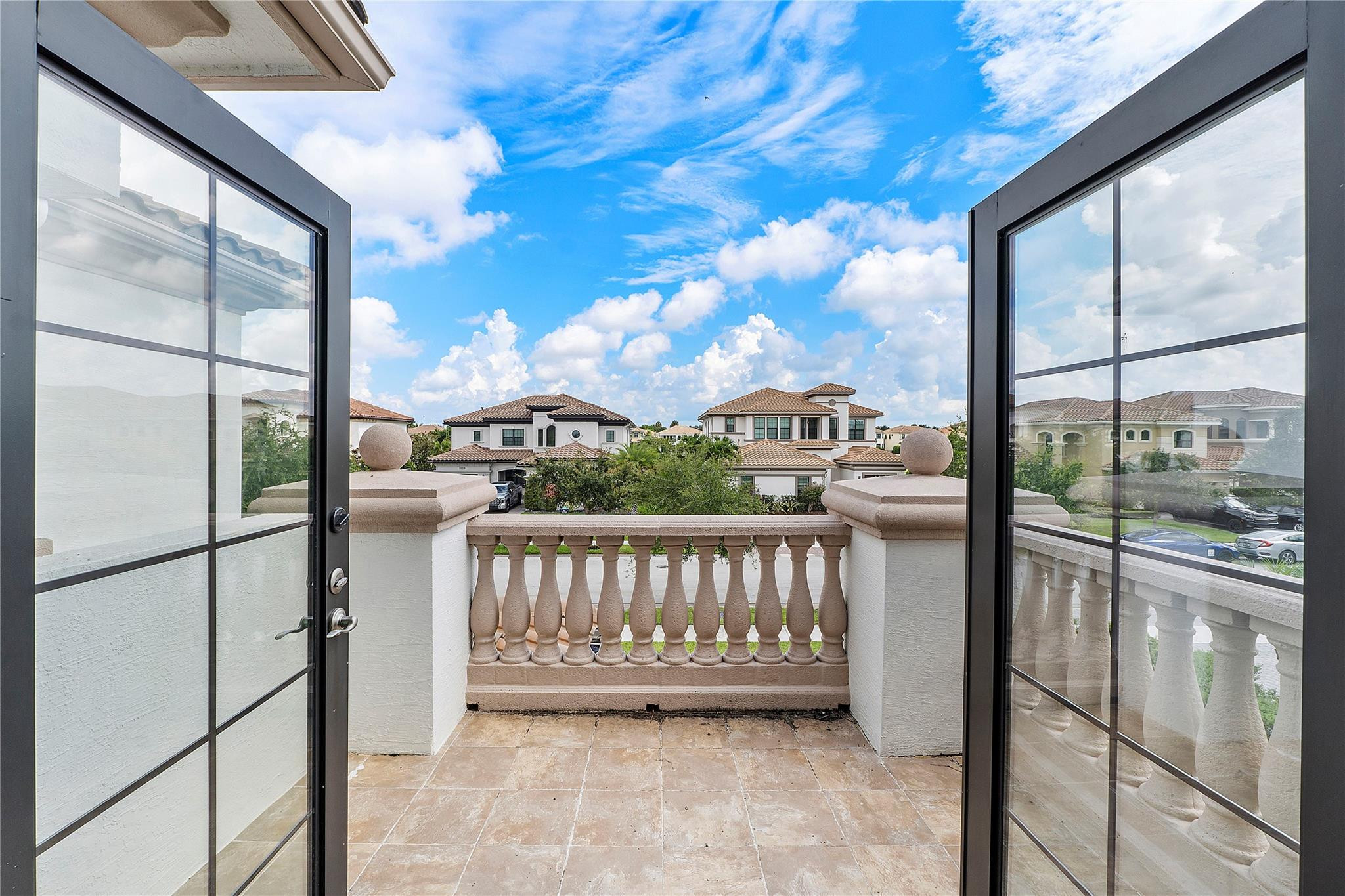 10280 Sweet Bay Ct