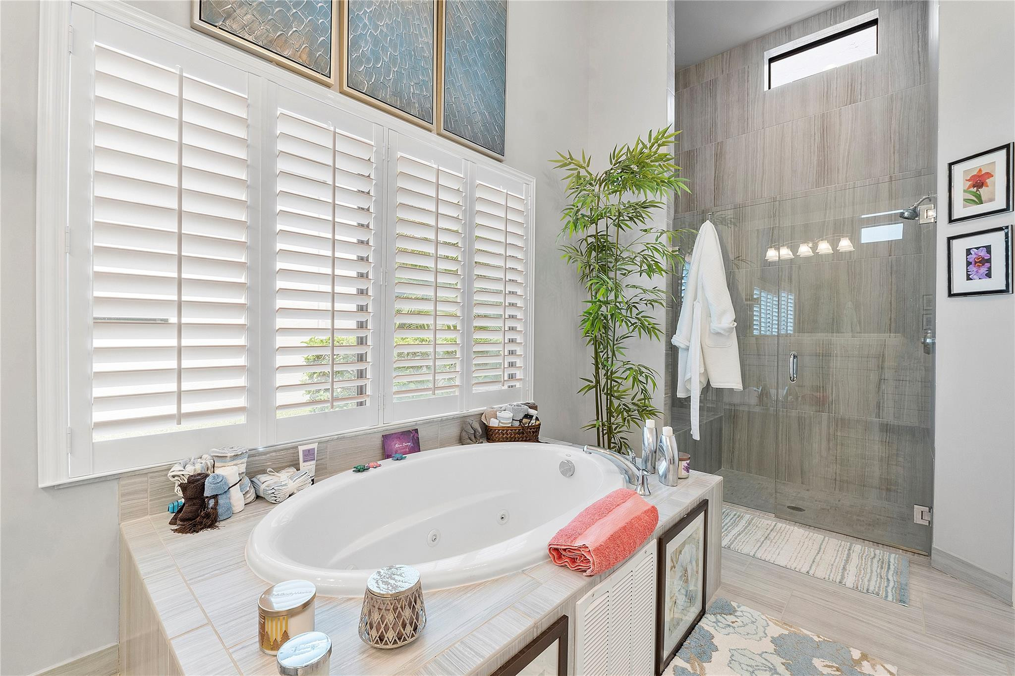 10280 Sweet Bay Ct