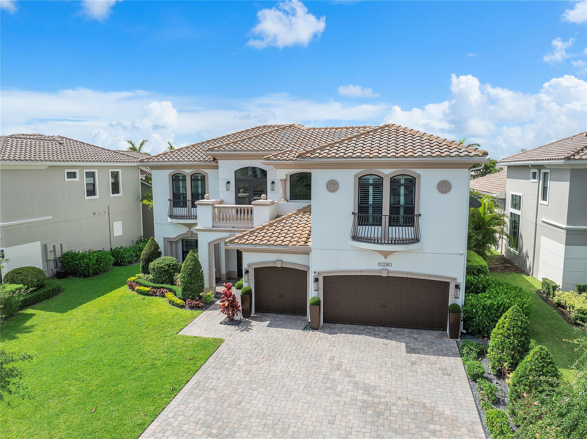 10280 Sweet Bay Ct