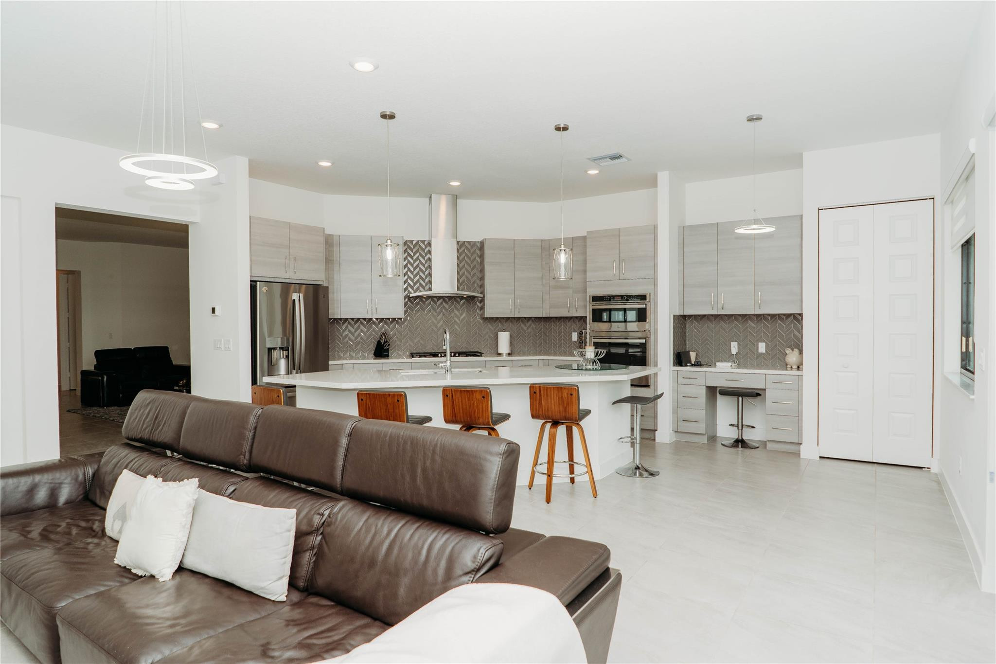 10710 Aqua Ct