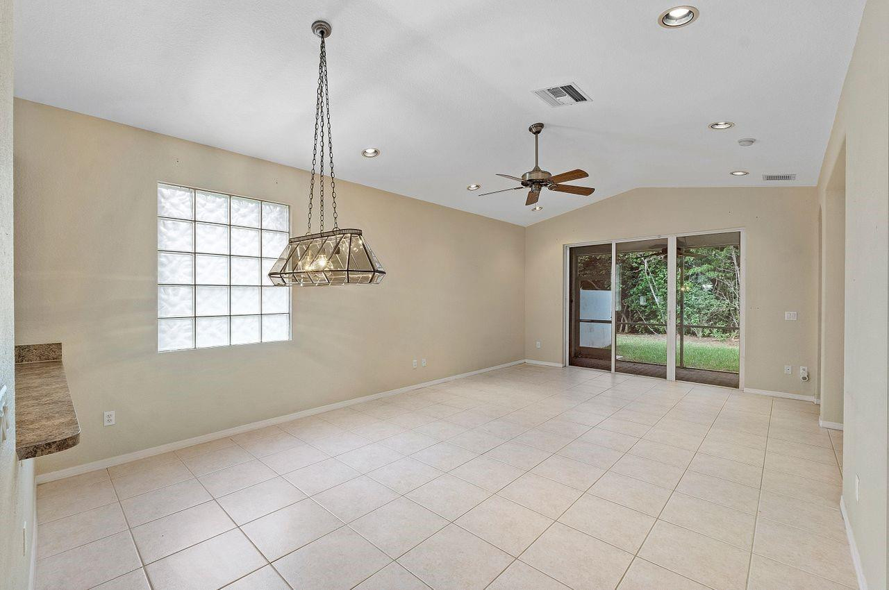 8187 Bellafiore Way