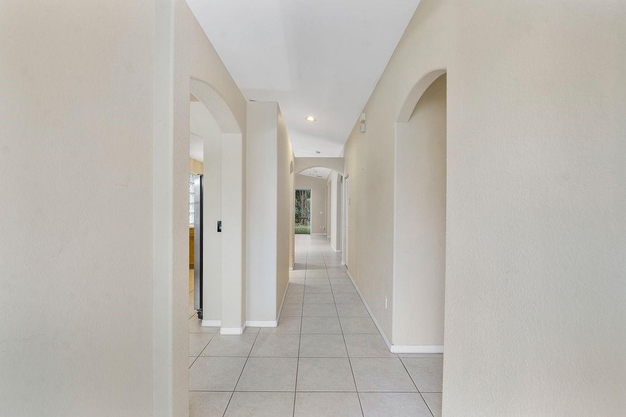8187 Bellafiore Way