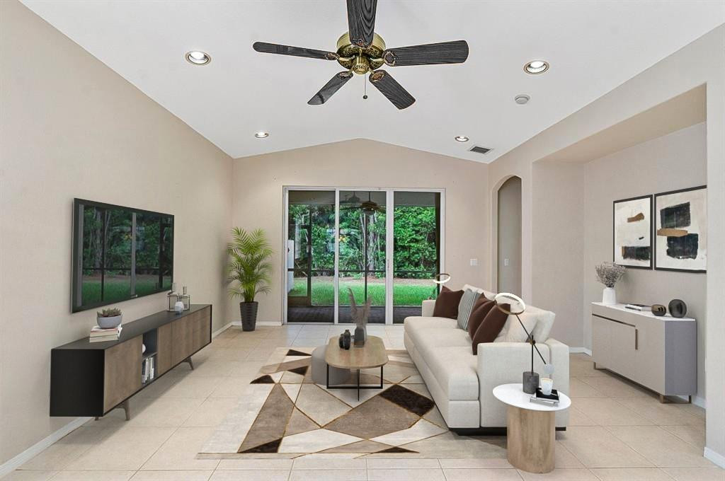 8187 Bellafiore Way