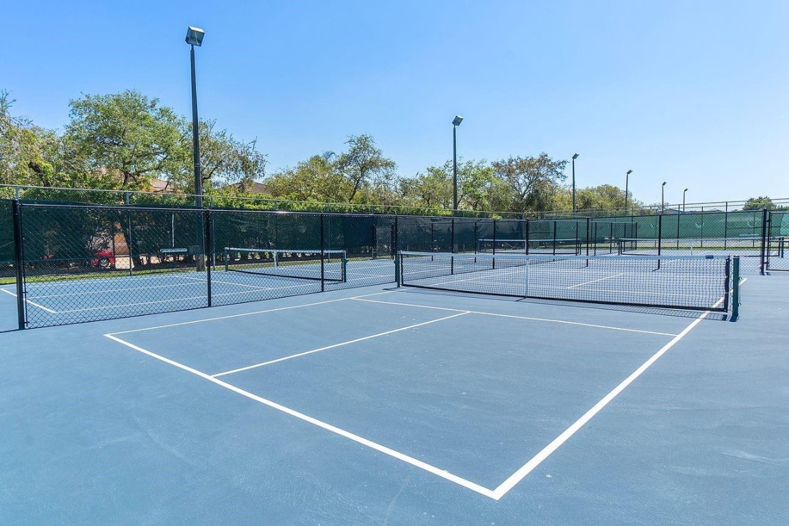 7558 Granville Dr 306