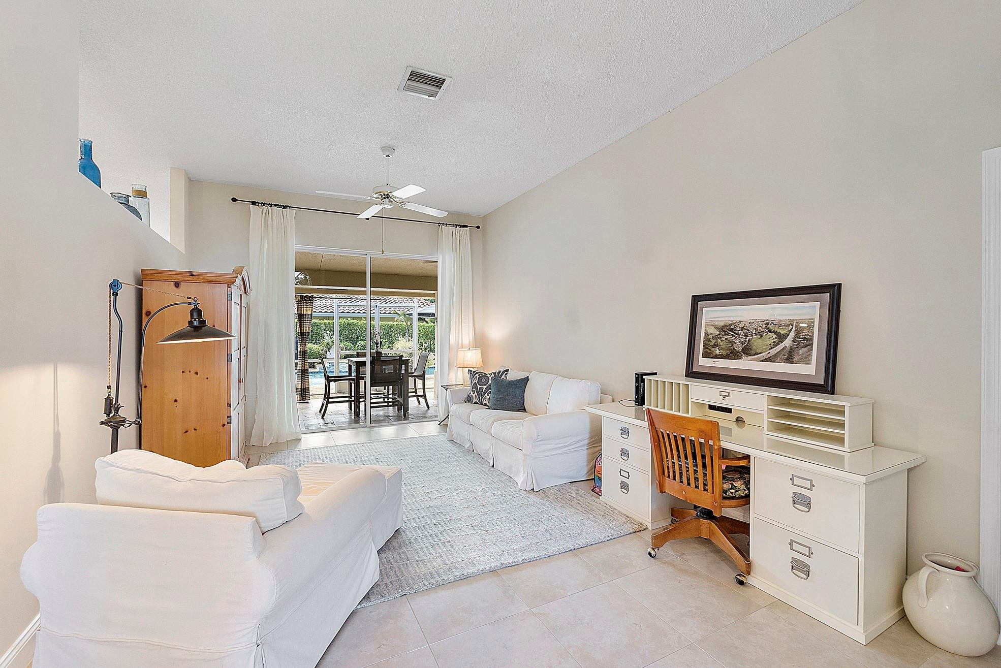 4366 NW 62nd Ave
