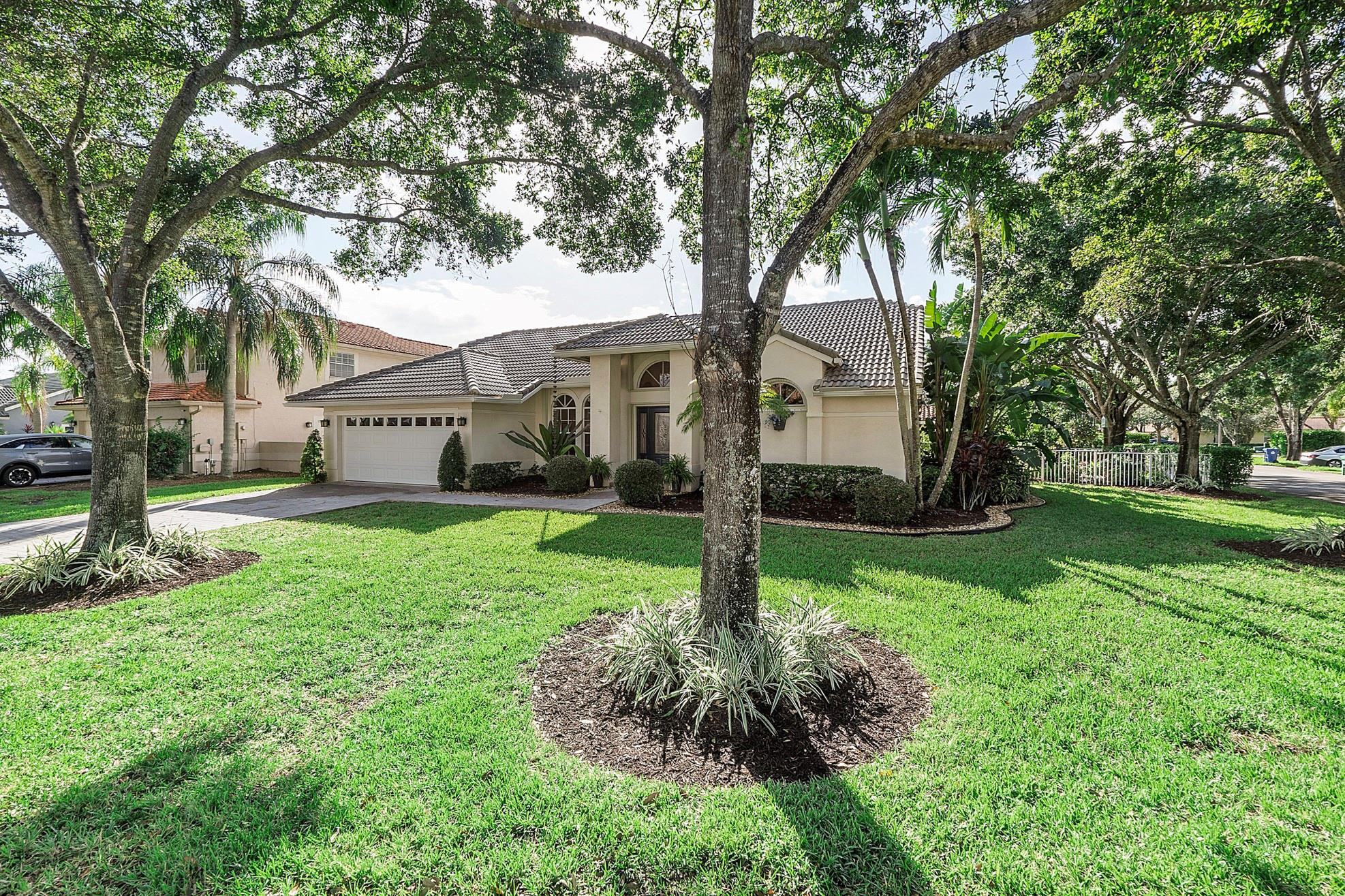 4366 NW 62nd Ave