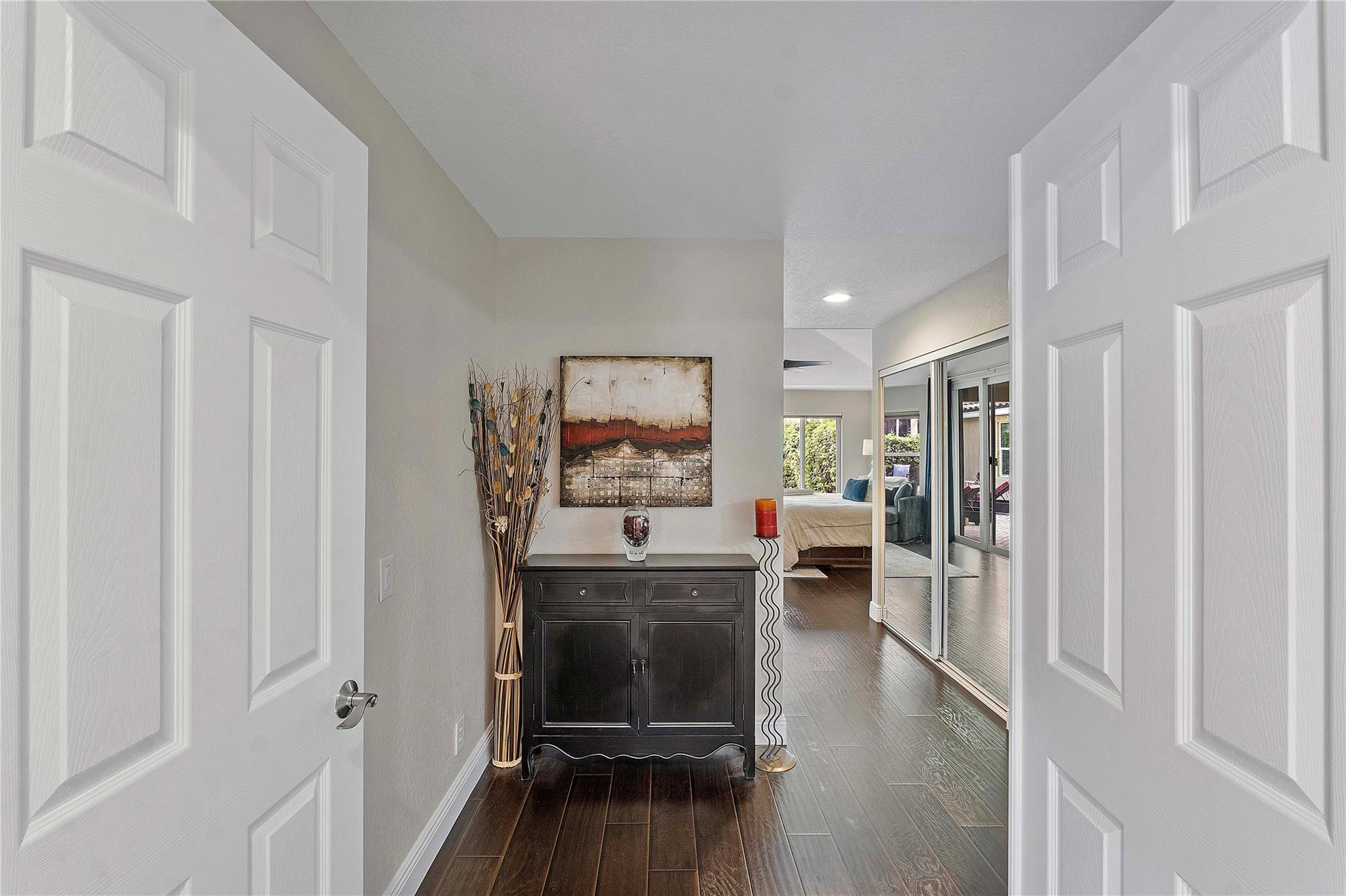 833 Verona Lake Dr