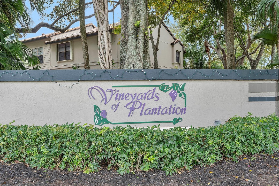 9133 Vineyard Lake Dr 9133