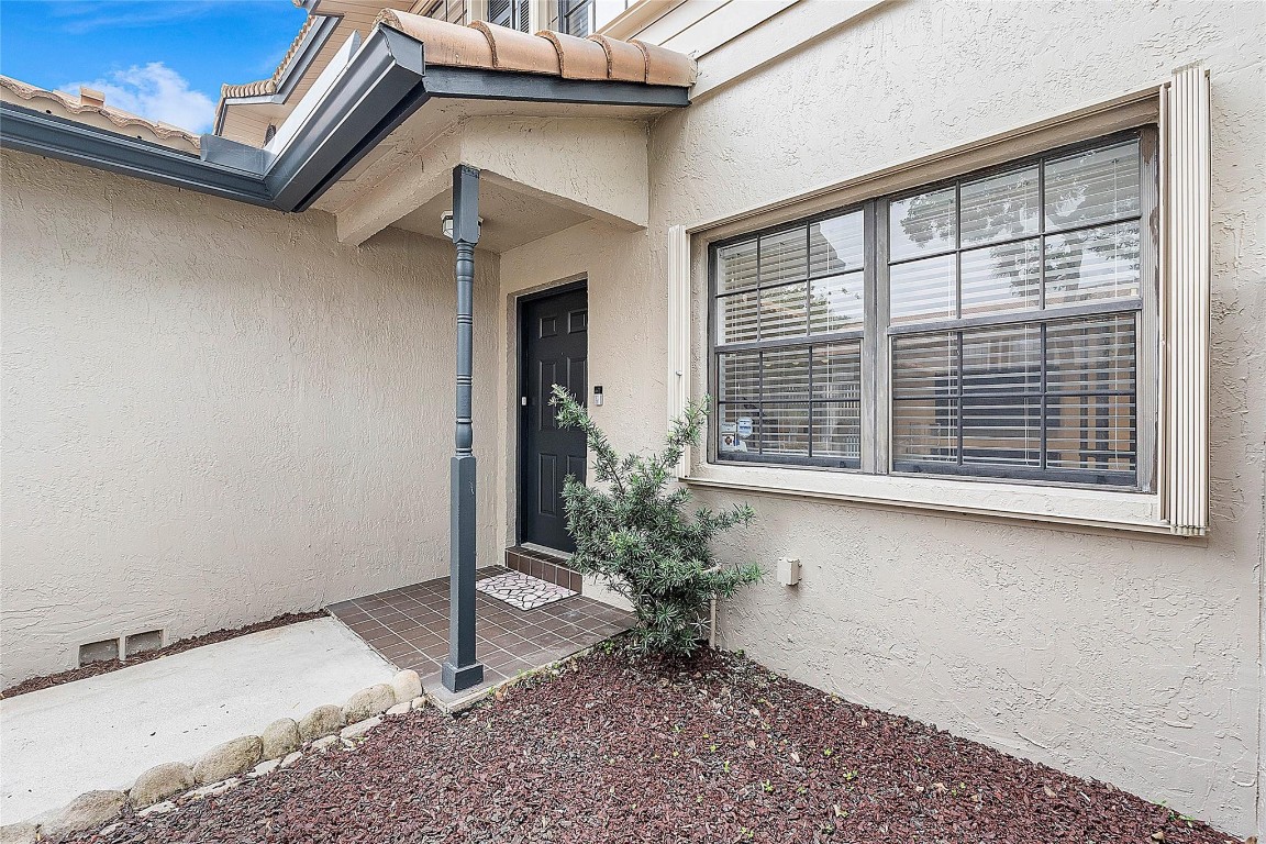 9133 Vineyard Lake Dr 9133