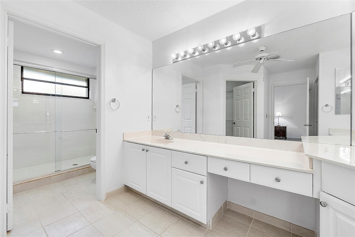 9133 Vineyard Lake Dr 9133