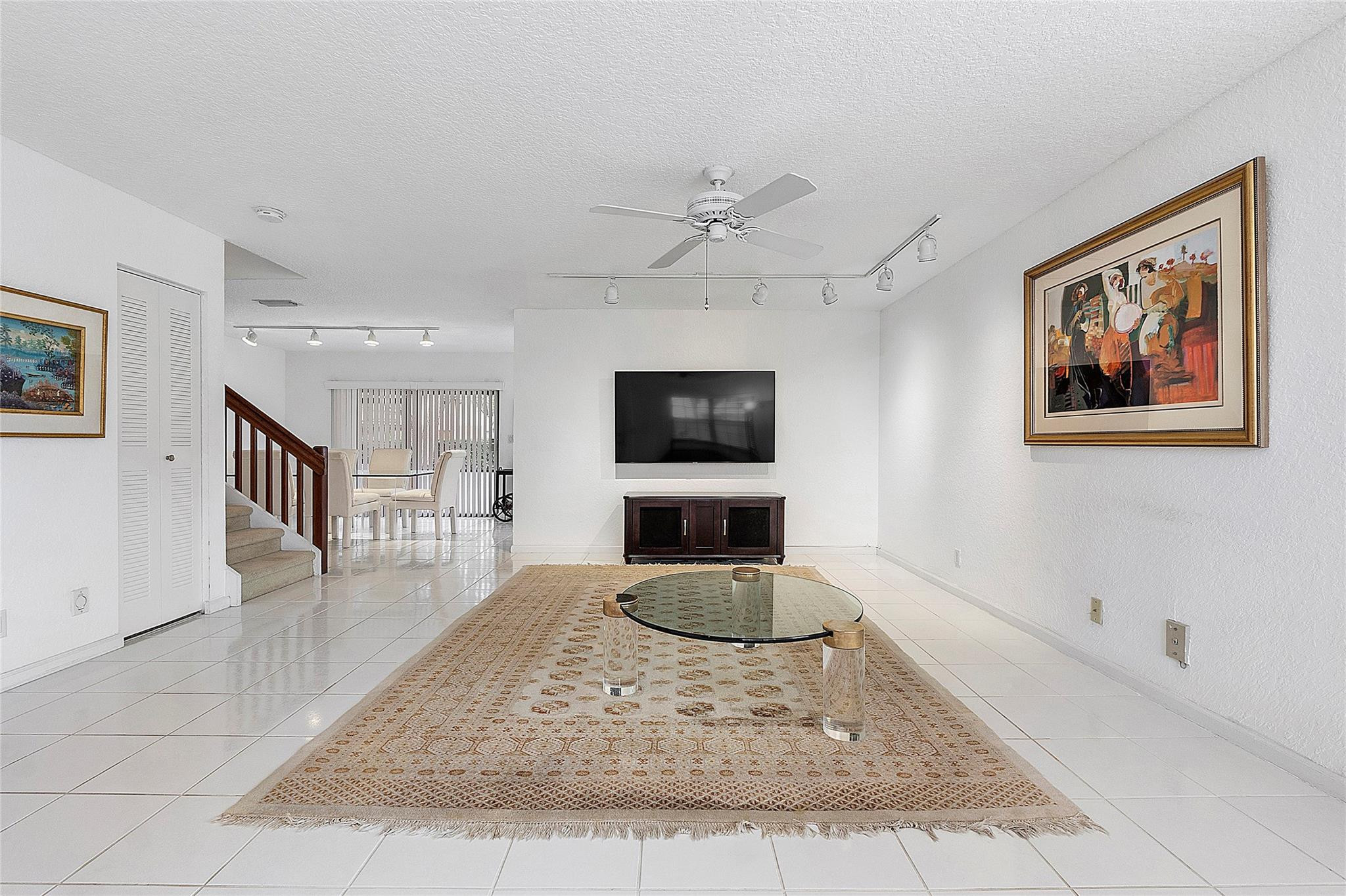 9133 Vineyard Lake Dr 9133