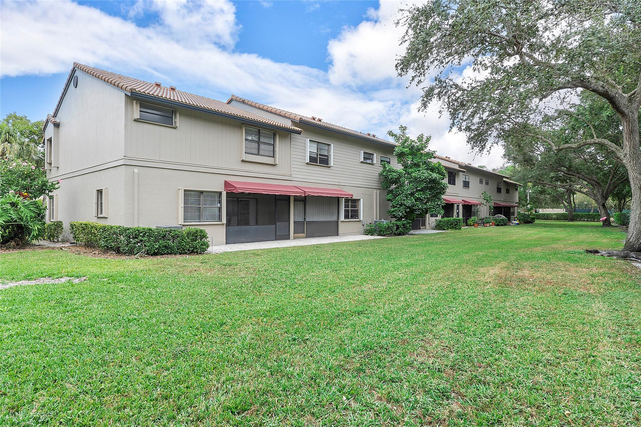 9133 Vineyard Lake Dr 9133