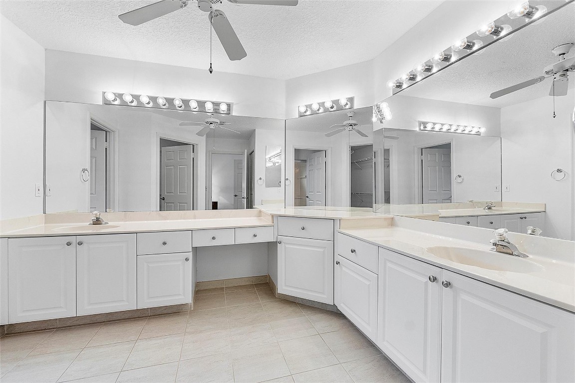 9133 Vineyard Lake Dr 9133