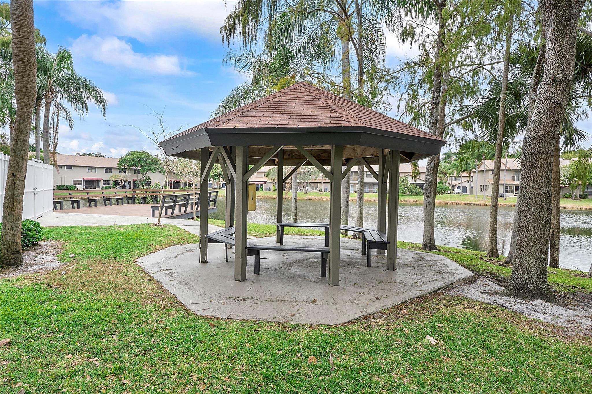 9133 Vineyard Lake Dr 9133