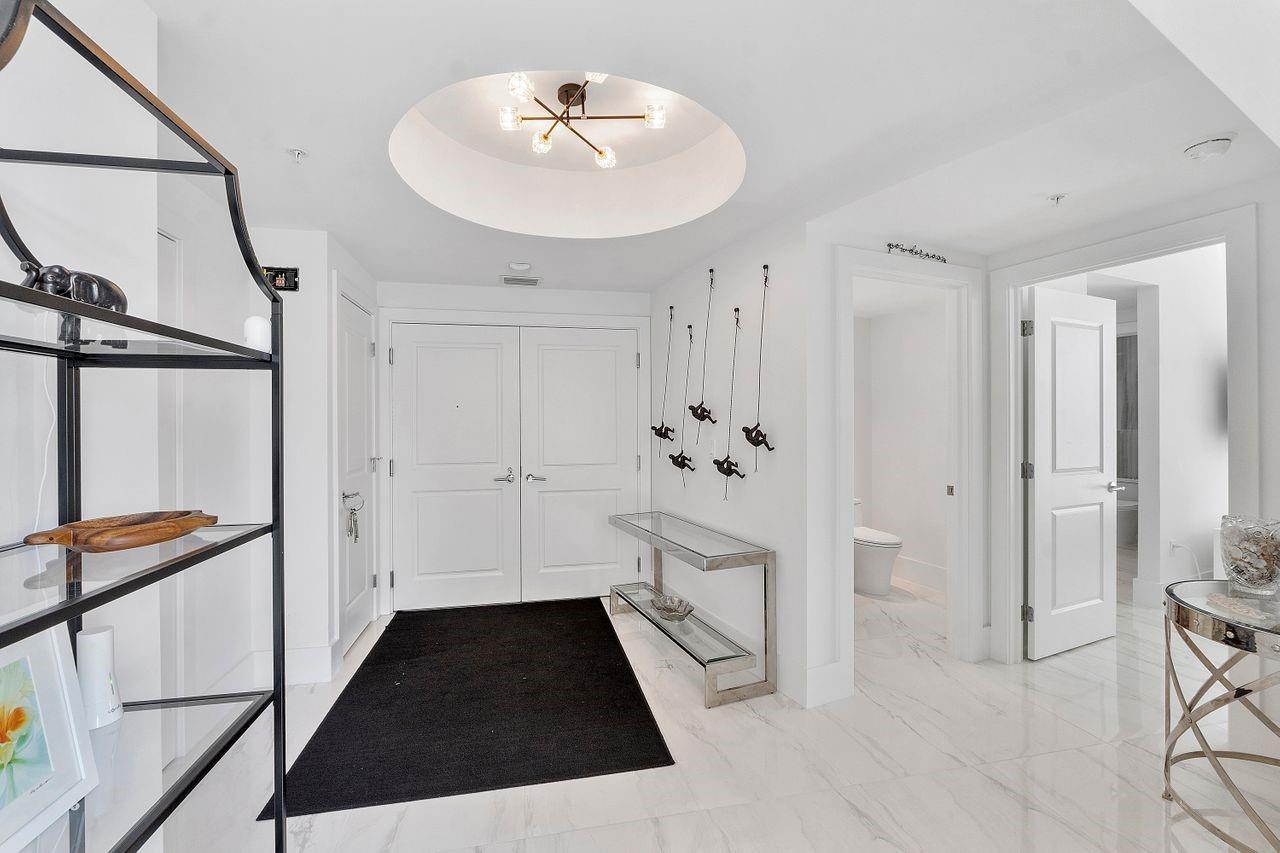 1 N Ocean Blvd 207