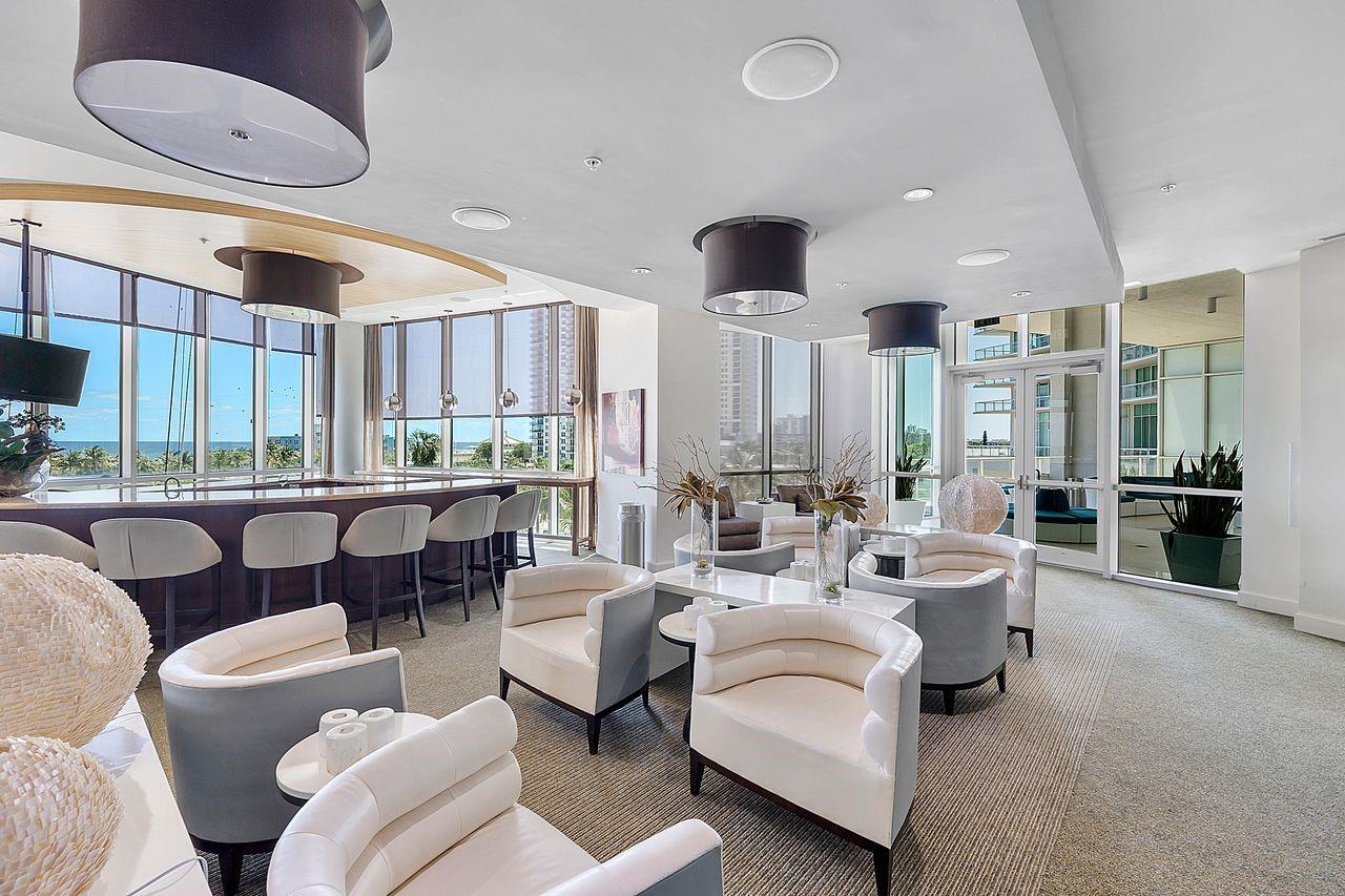 1 N Ocean Blvd 207