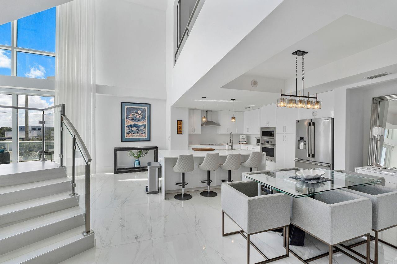 1 N Ocean Blvd 207
