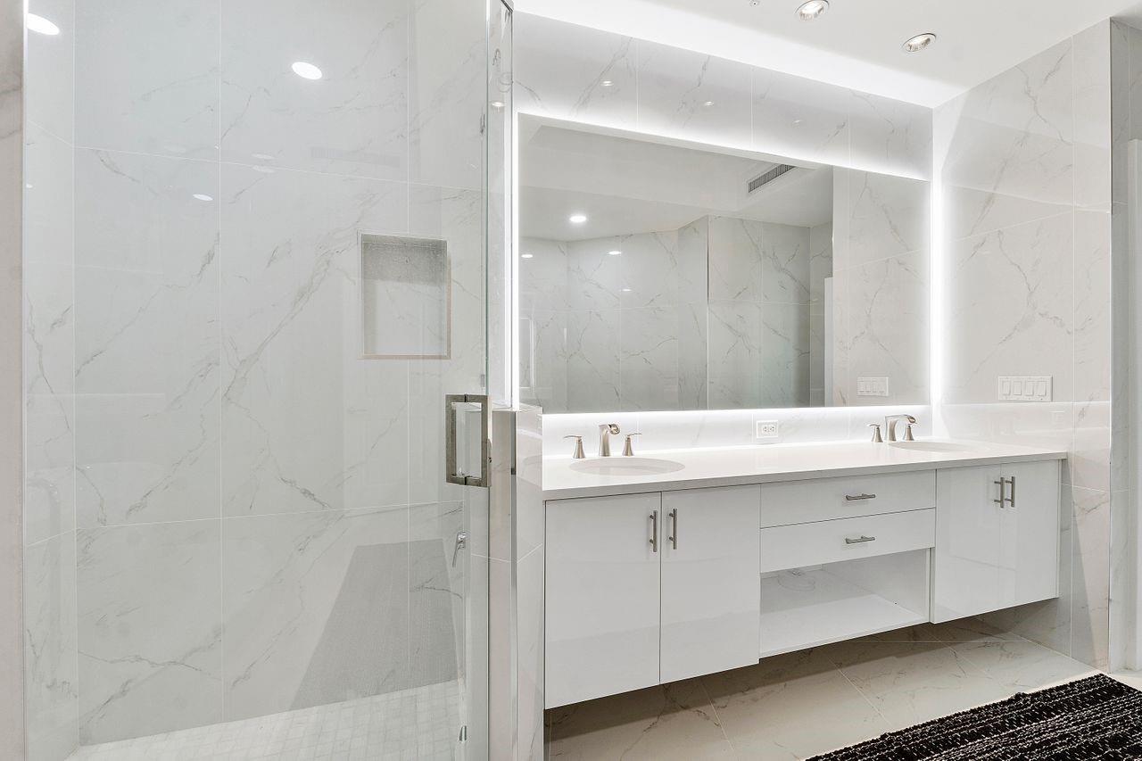 1 N Ocean Blvd 207