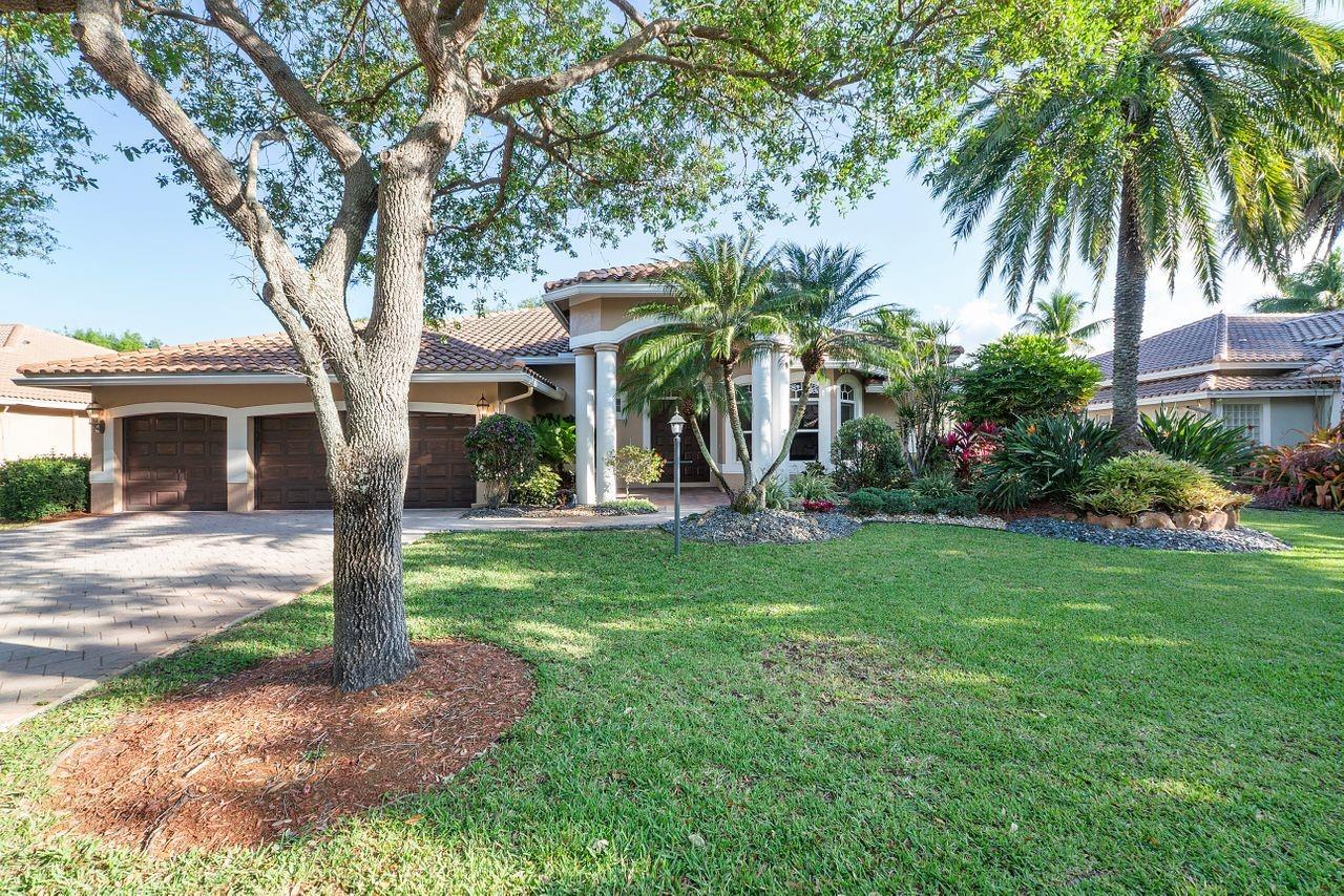 10667 NW 69th St