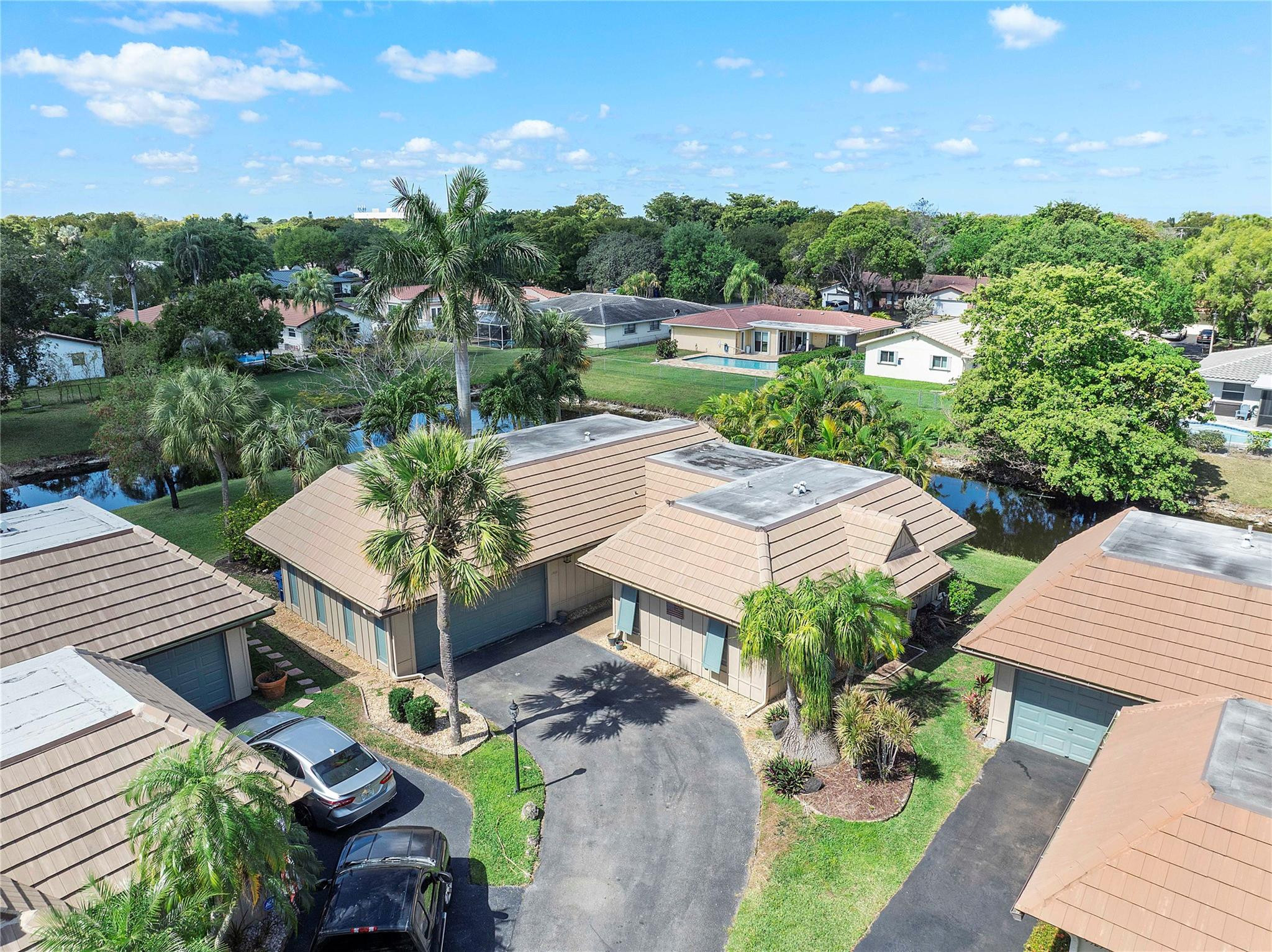 1933 Coquina Way