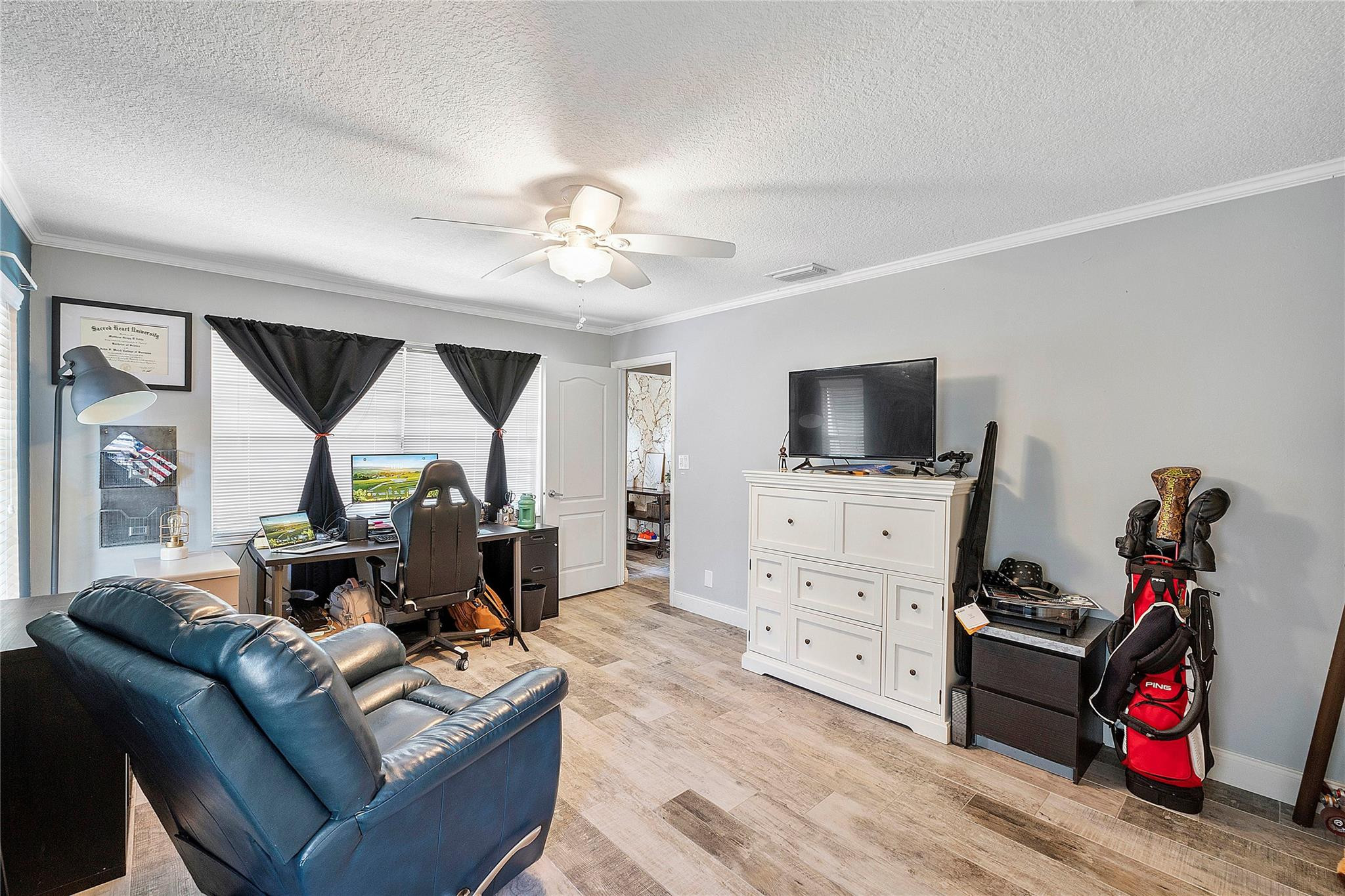 1933 Coquina Way