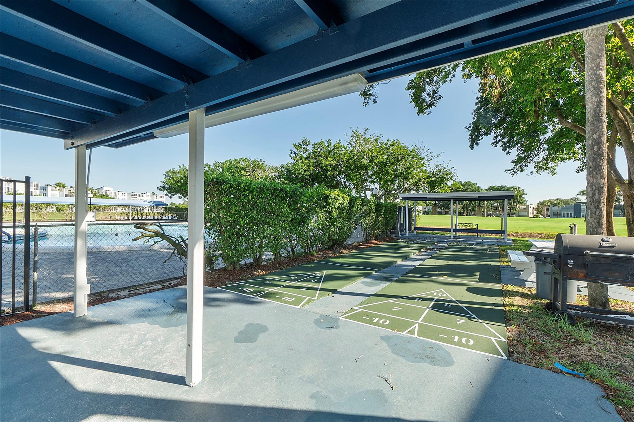 7664 NW 18th St 302