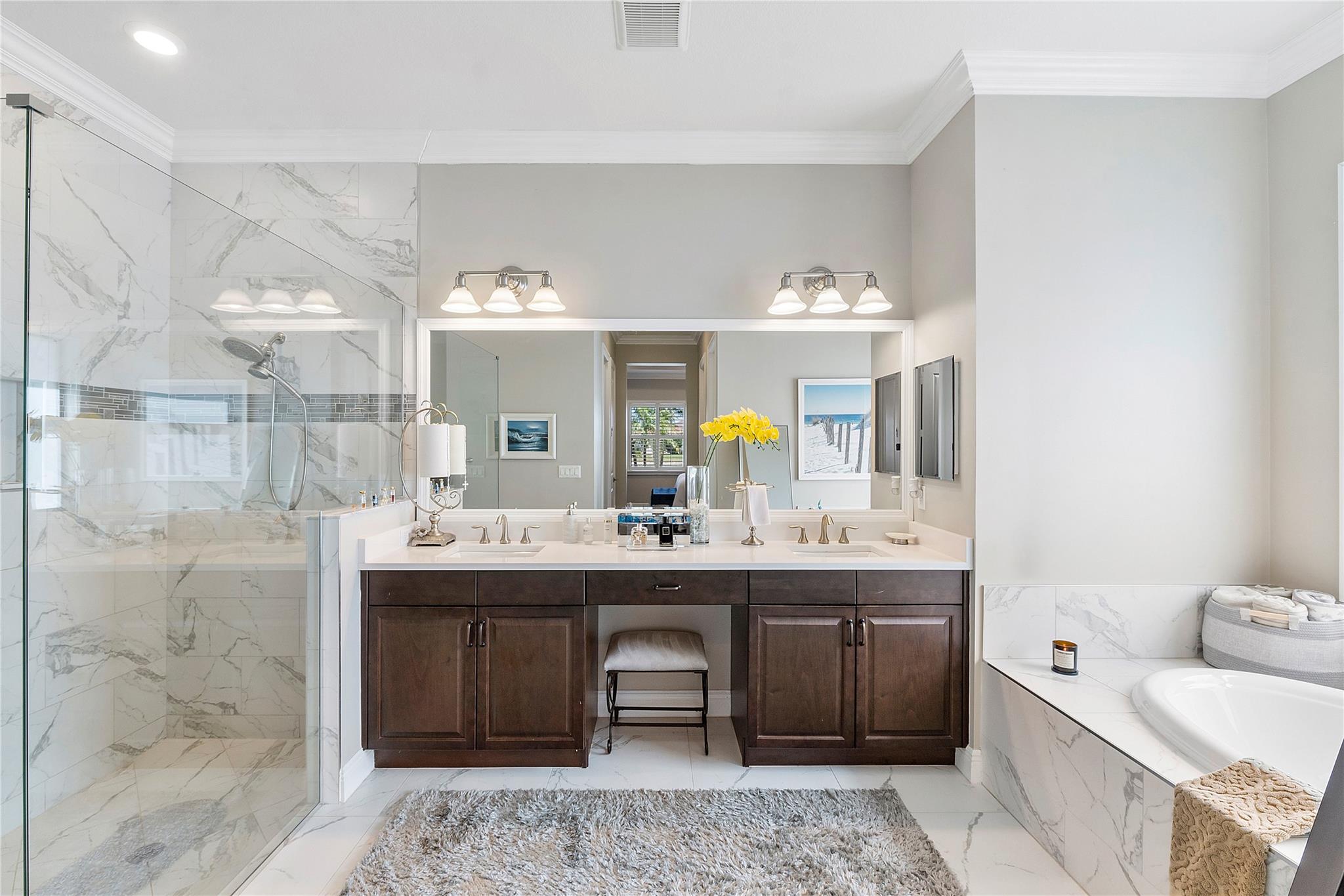 12155 S Baypoint Cir