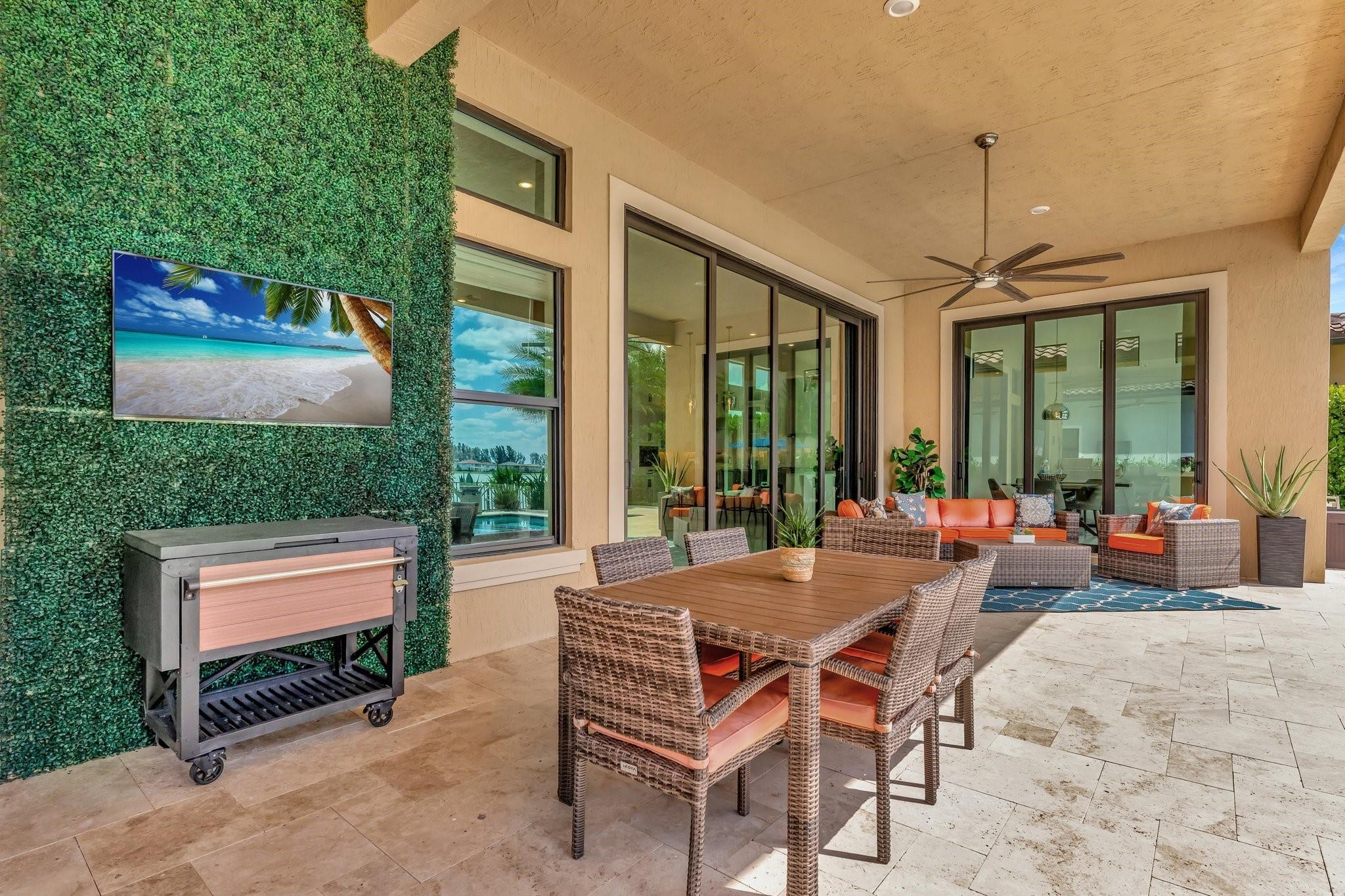 9125 Bay Dr