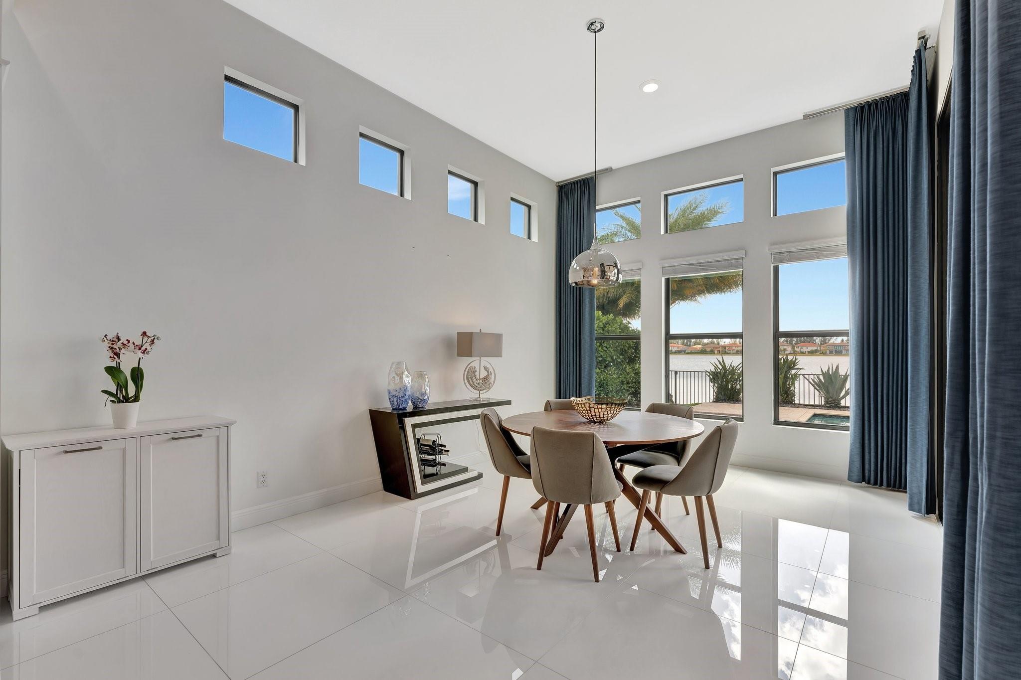 9125 Bay Dr