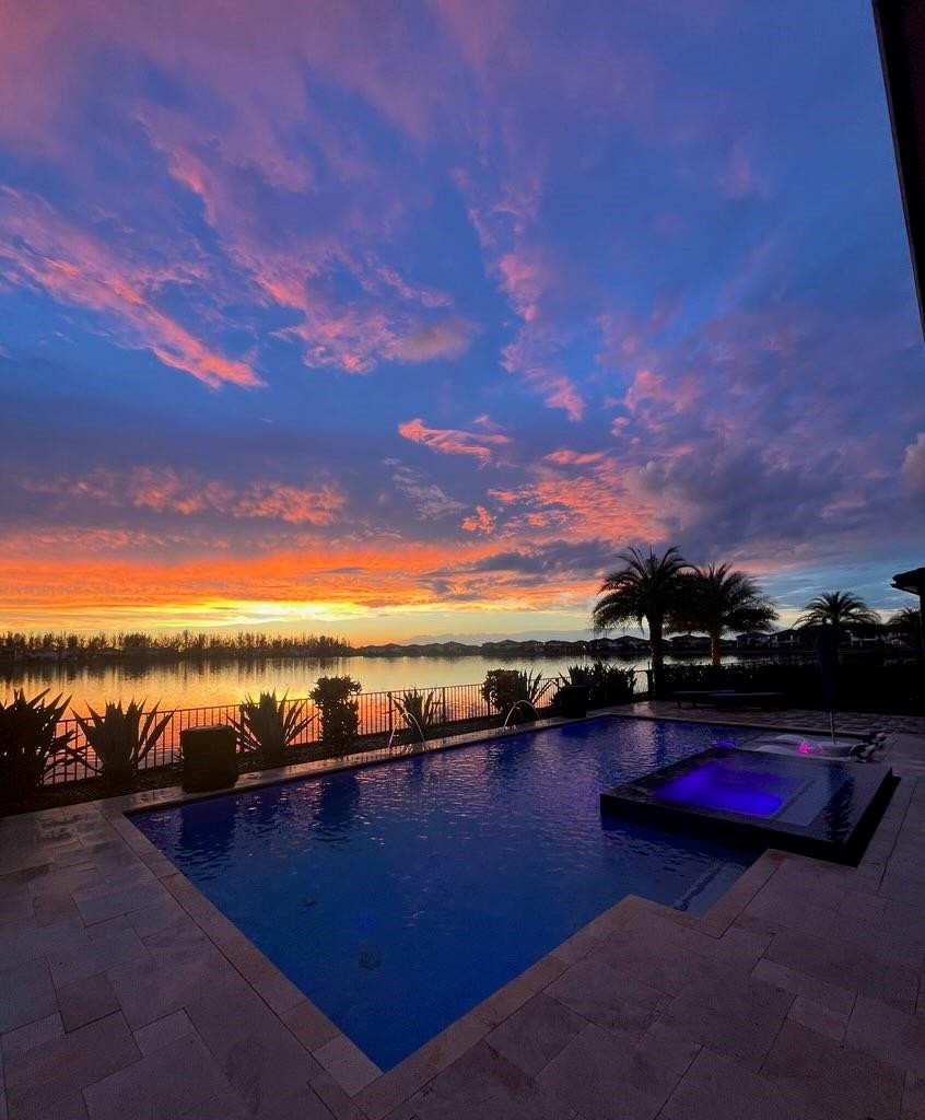 9125 Bay Dr