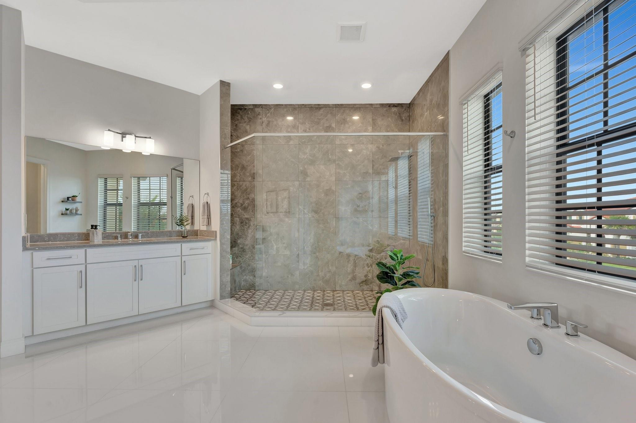 9125 Bay Dr