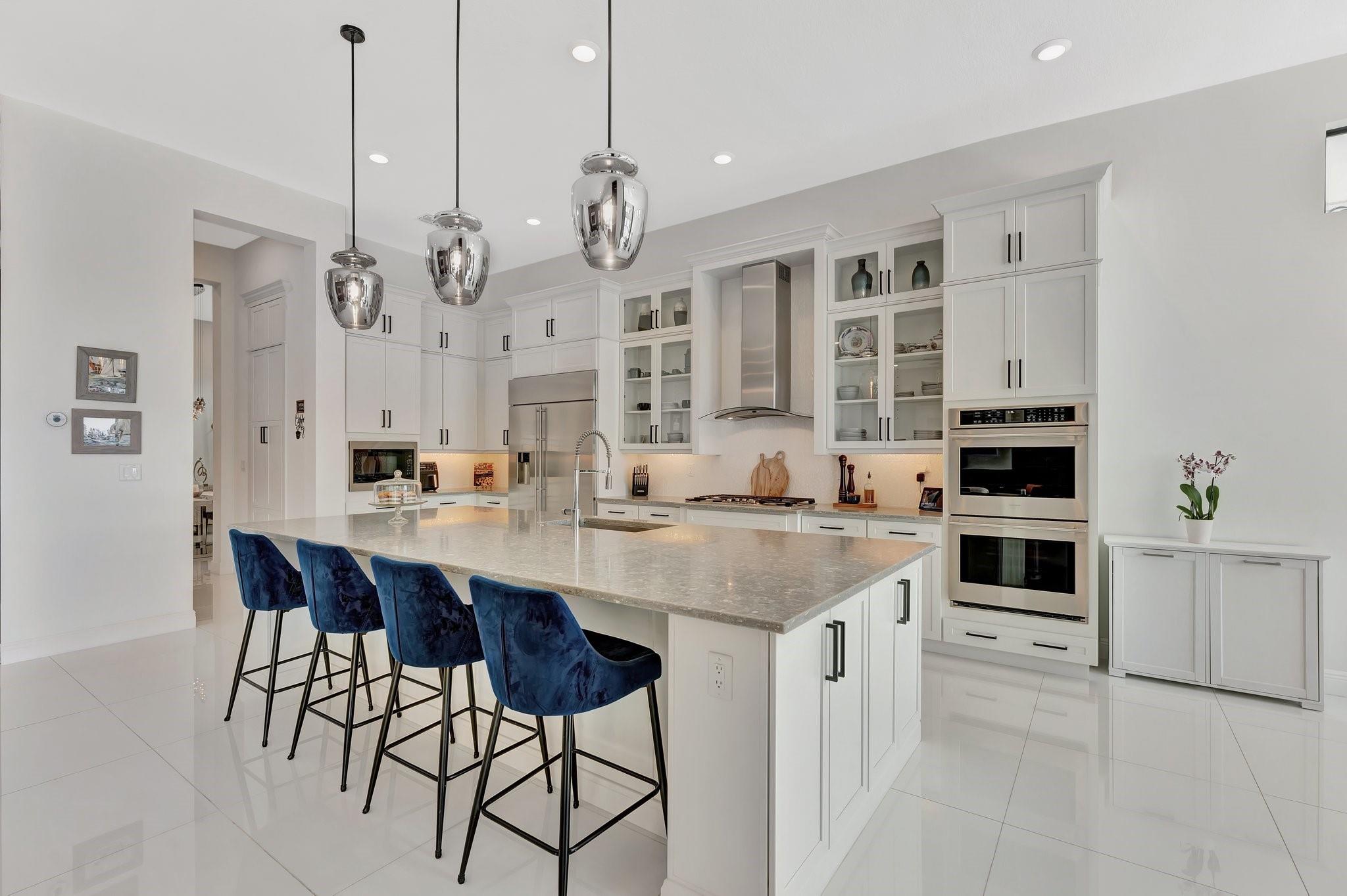 9125 Bay Dr