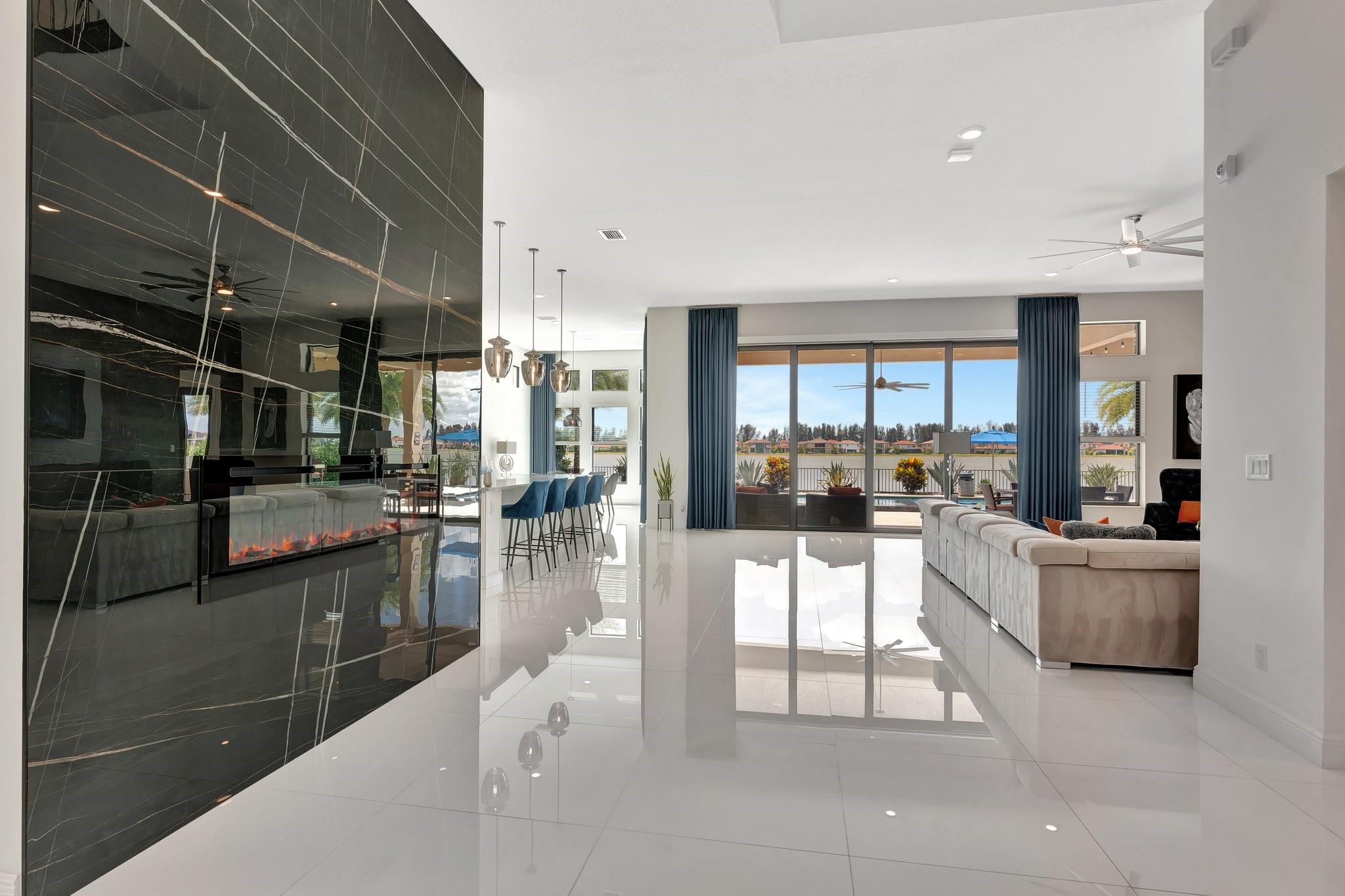 9125 Bay Dr