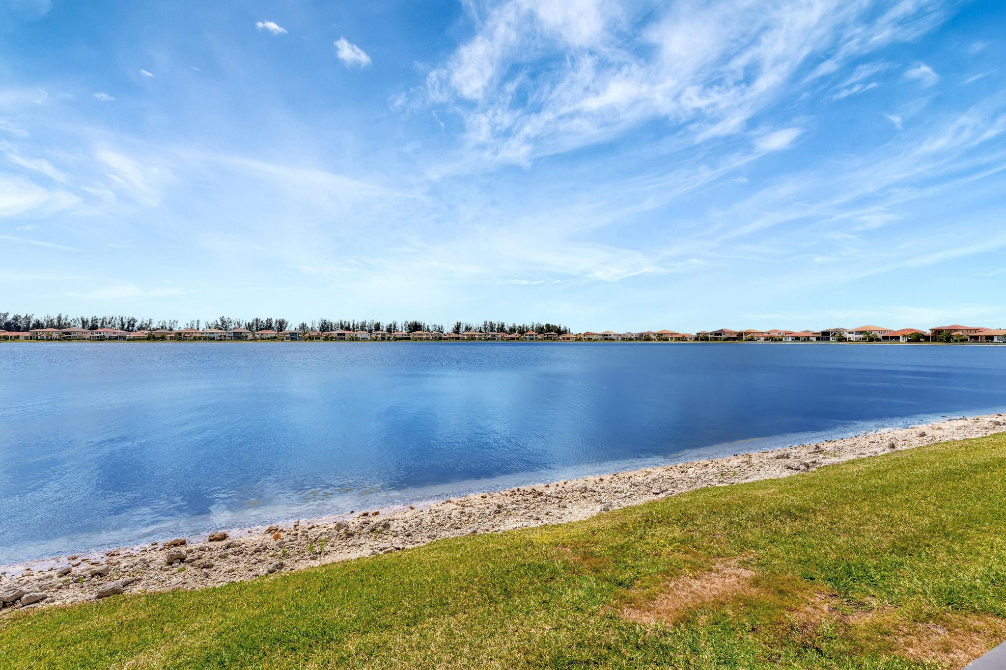 9125 Bay Dr