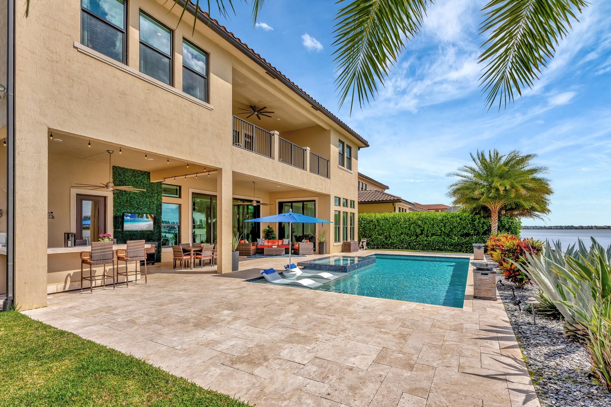 9125 Bay Dr