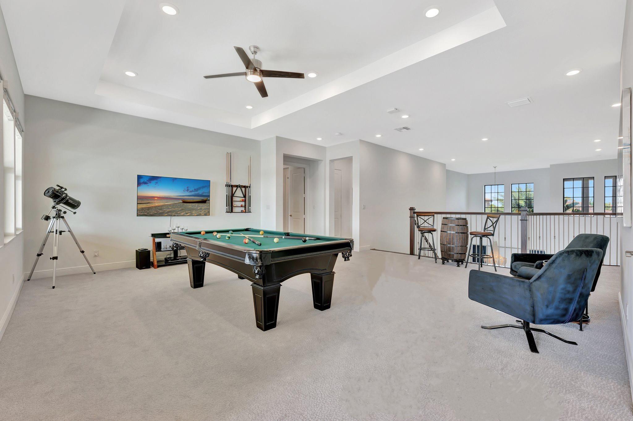 9125 Bay Dr