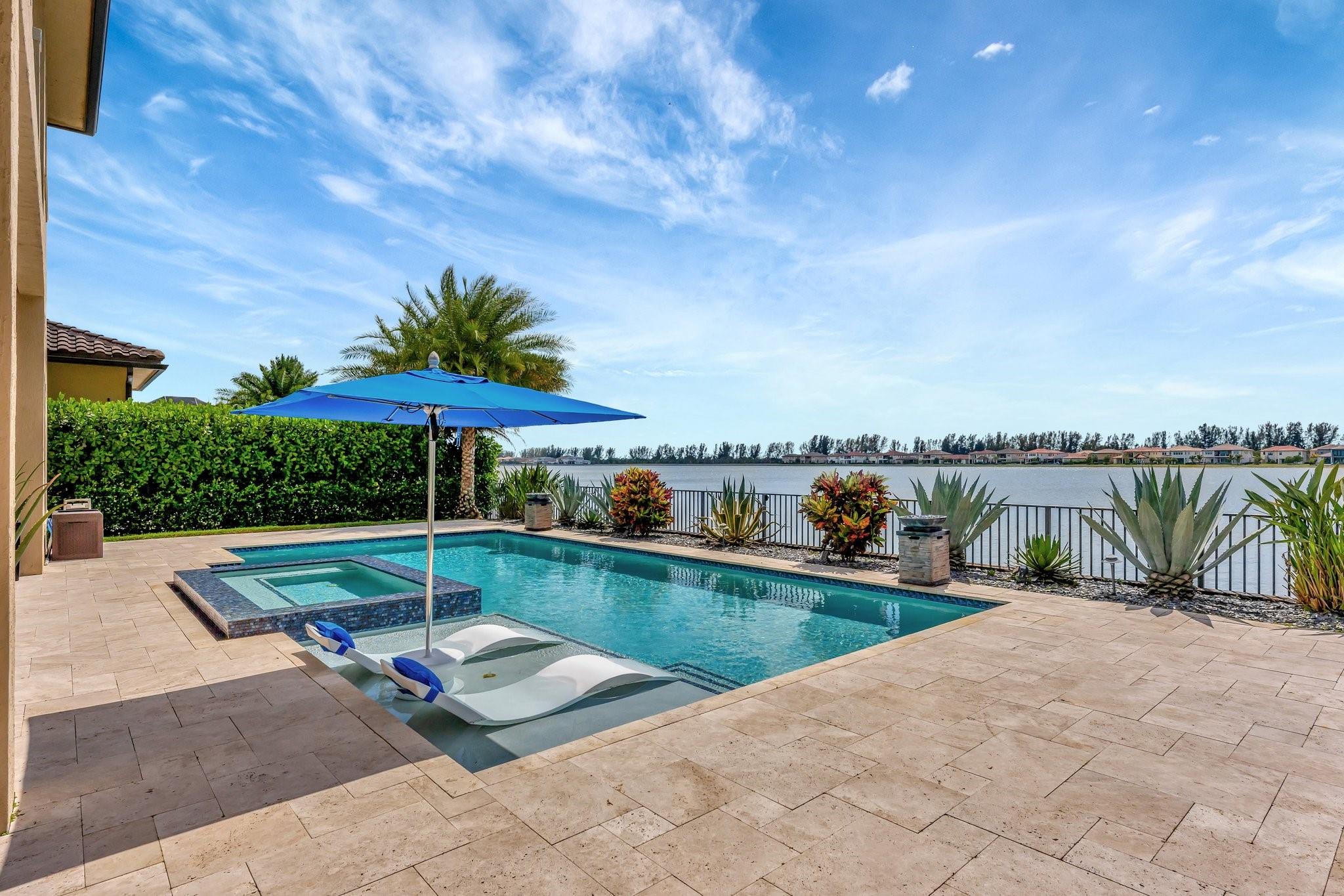 9125 Bay Dr