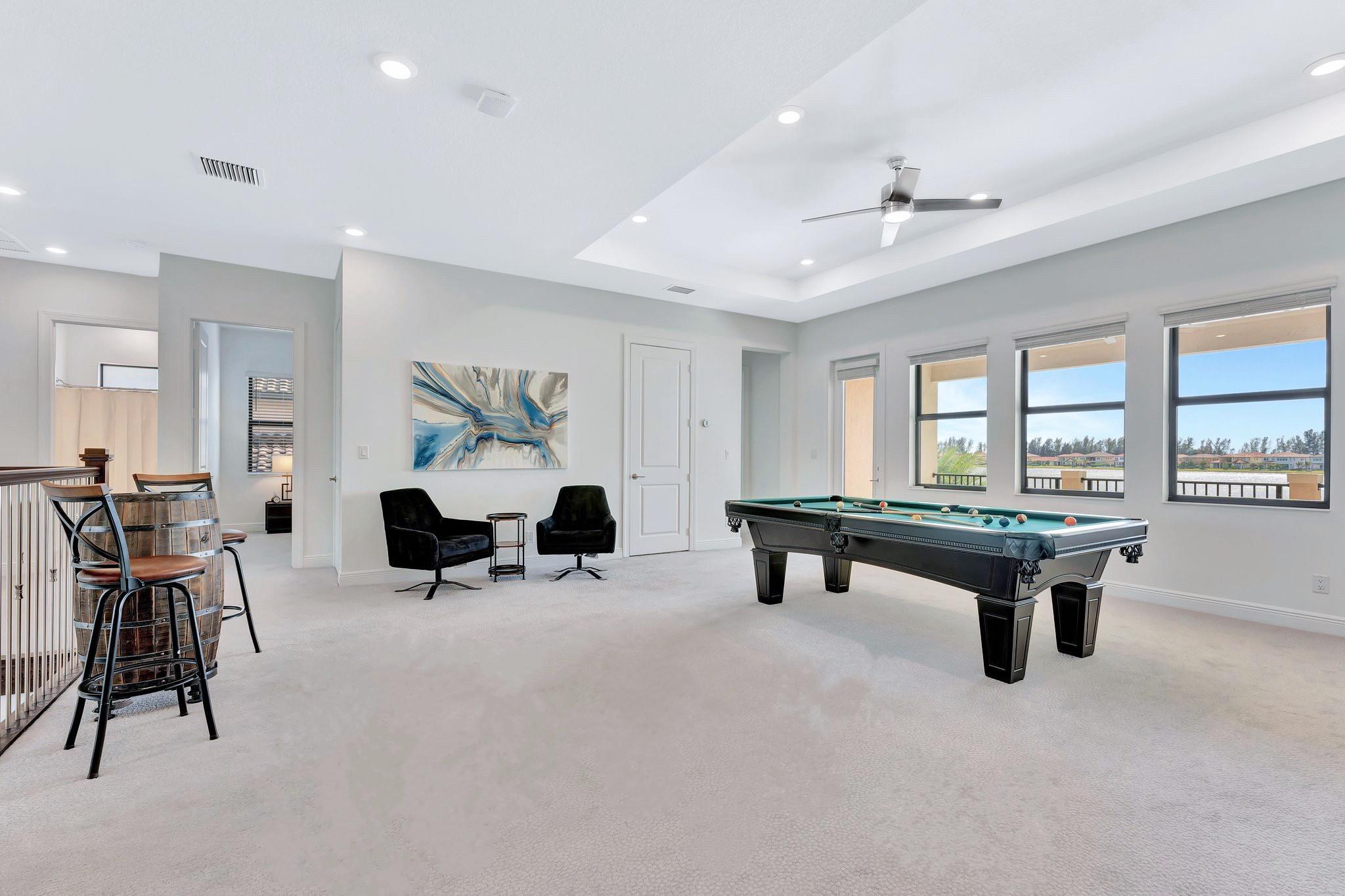 9125 Bay Dr