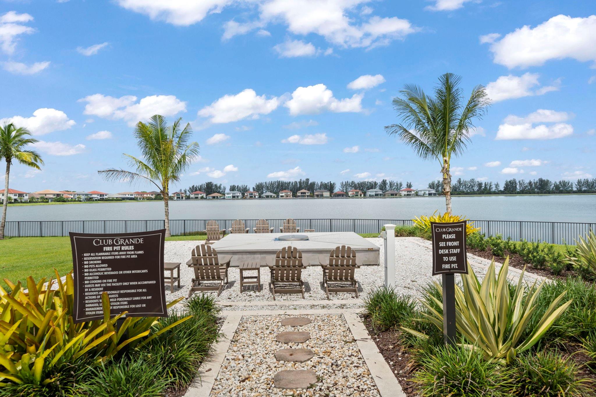 9125 Bay Dr