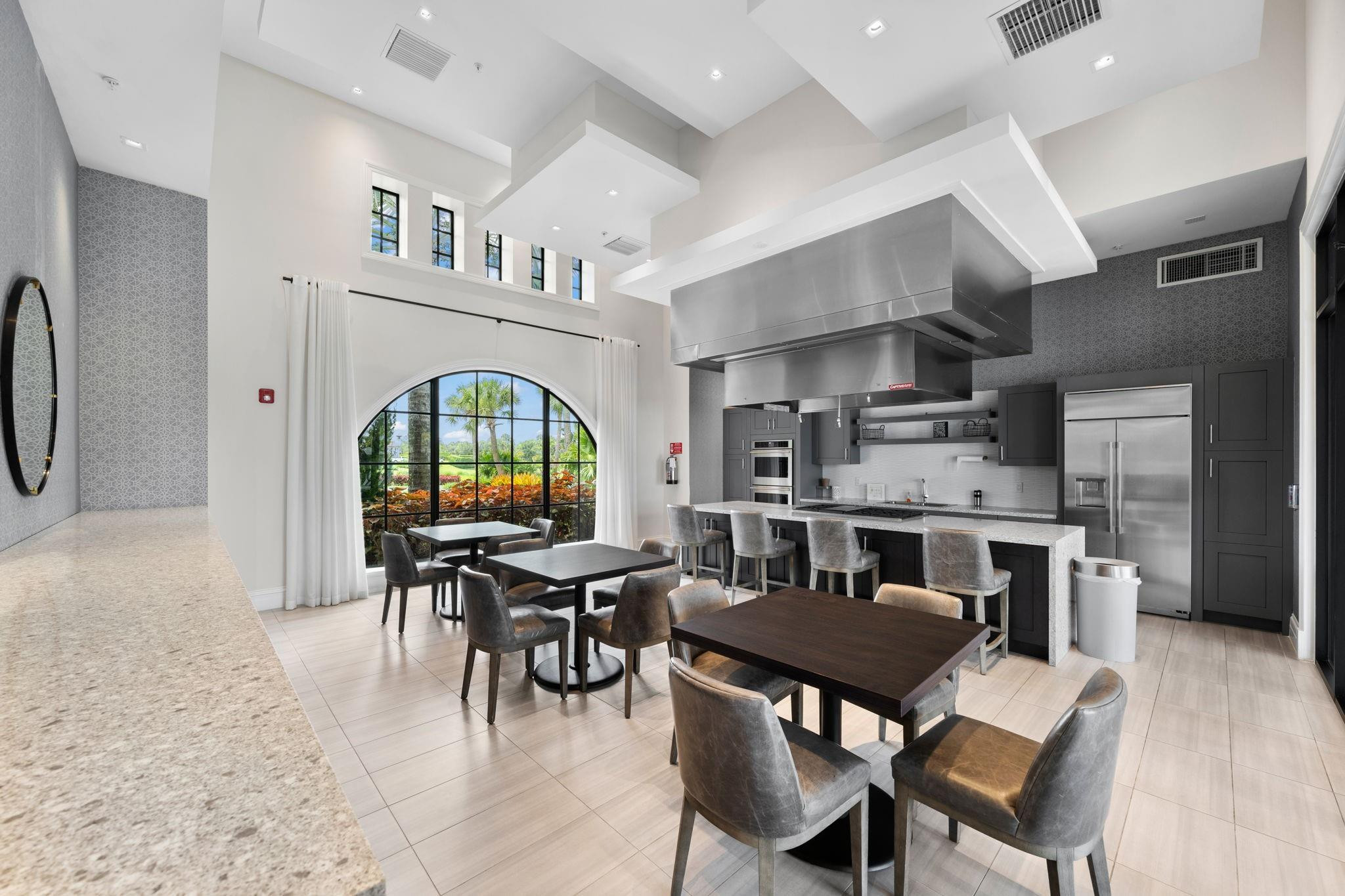 9125 Bay Dr