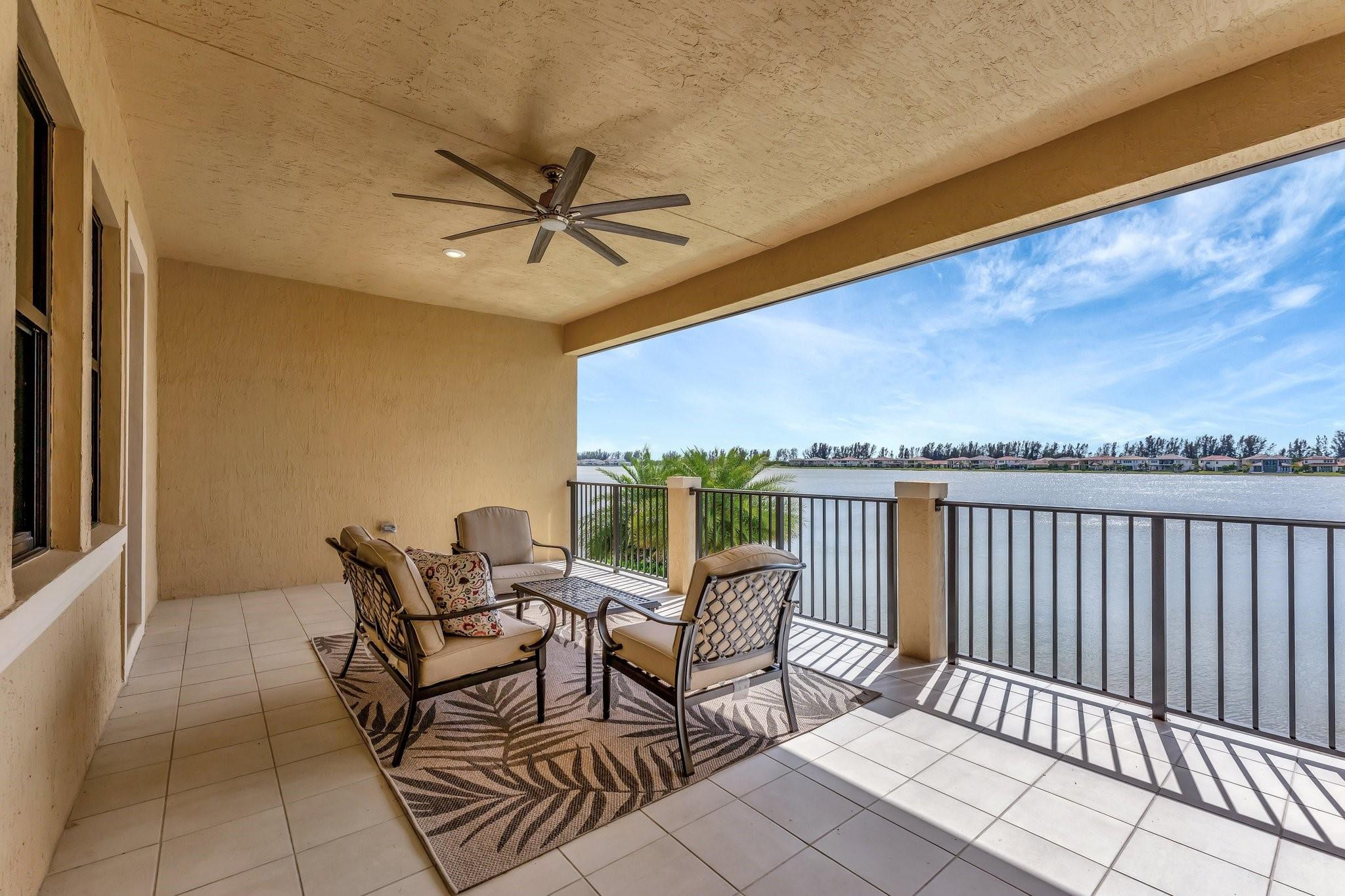 9125 Bay Dr