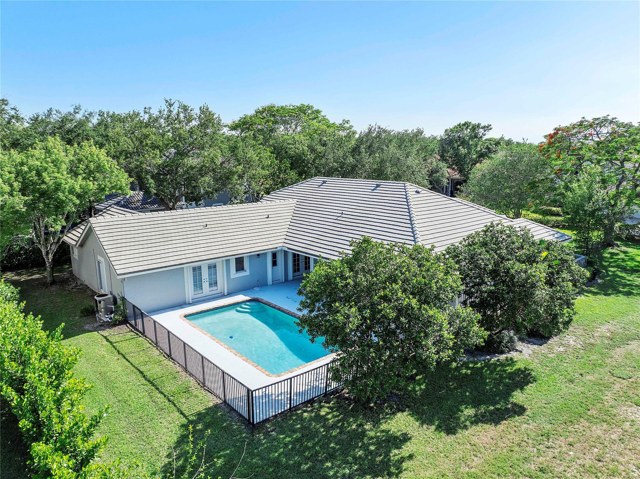 1963 Hartford Way