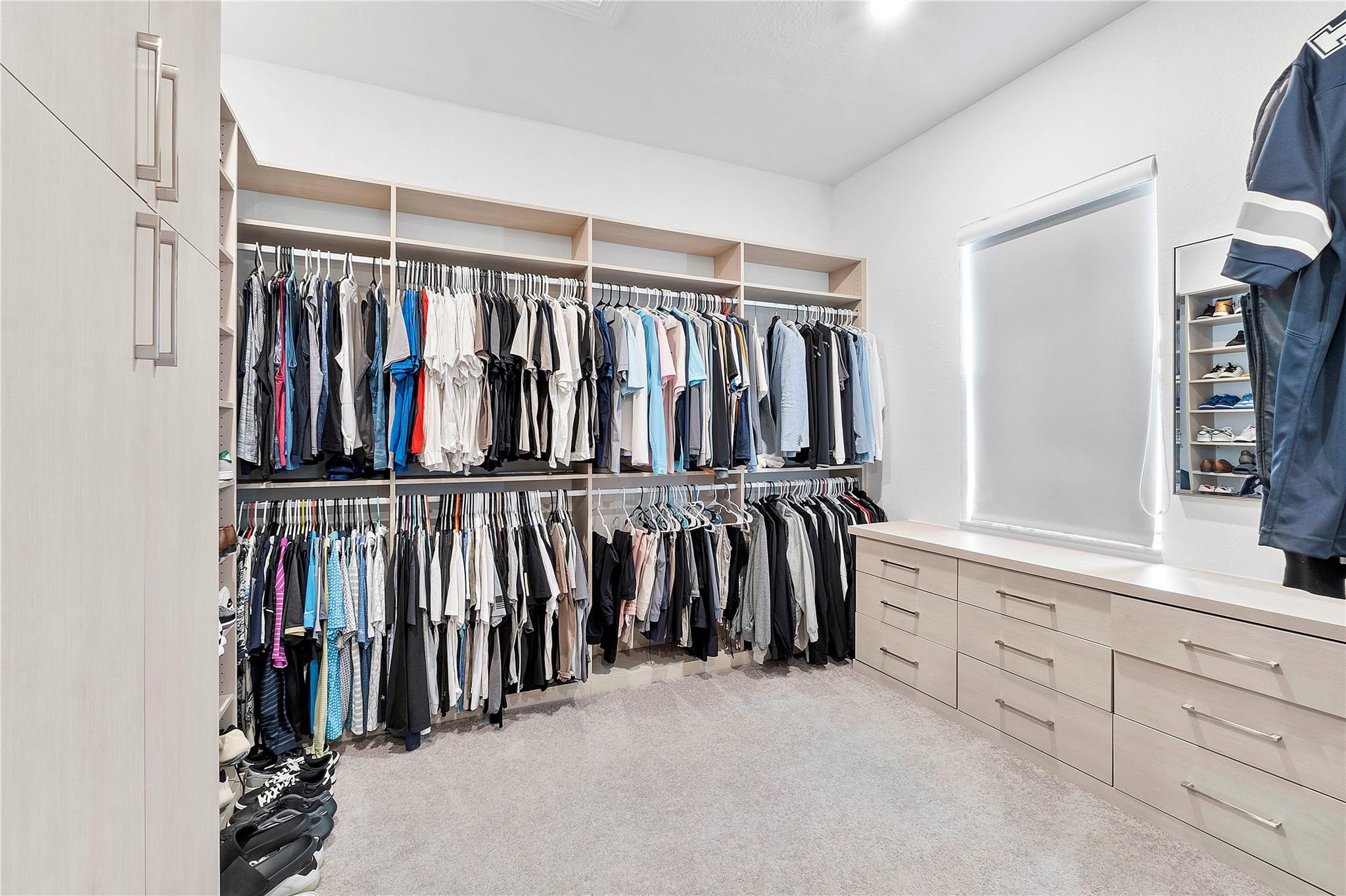 9015 W Bay Trl