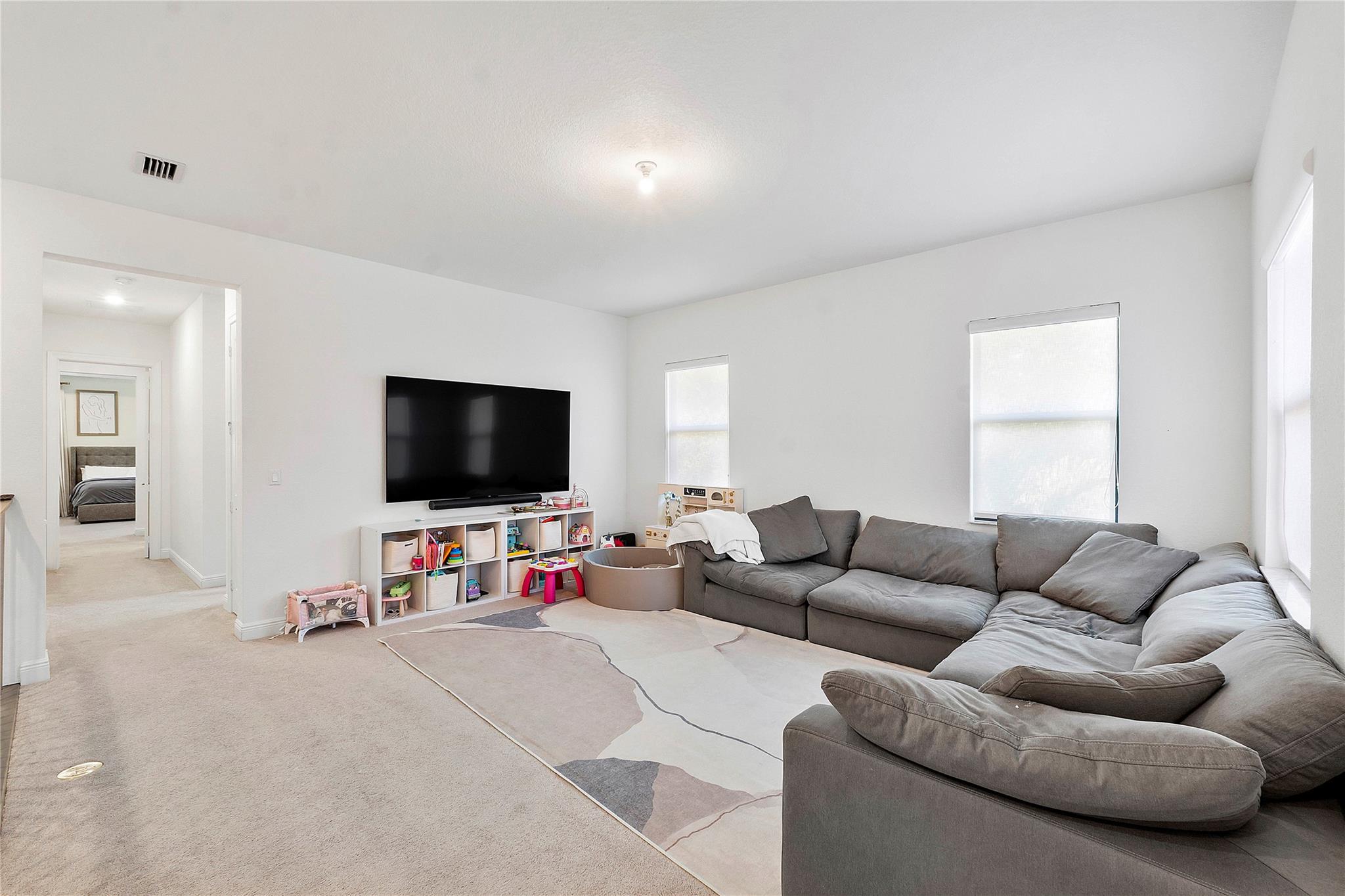 9015 W Bay Trl