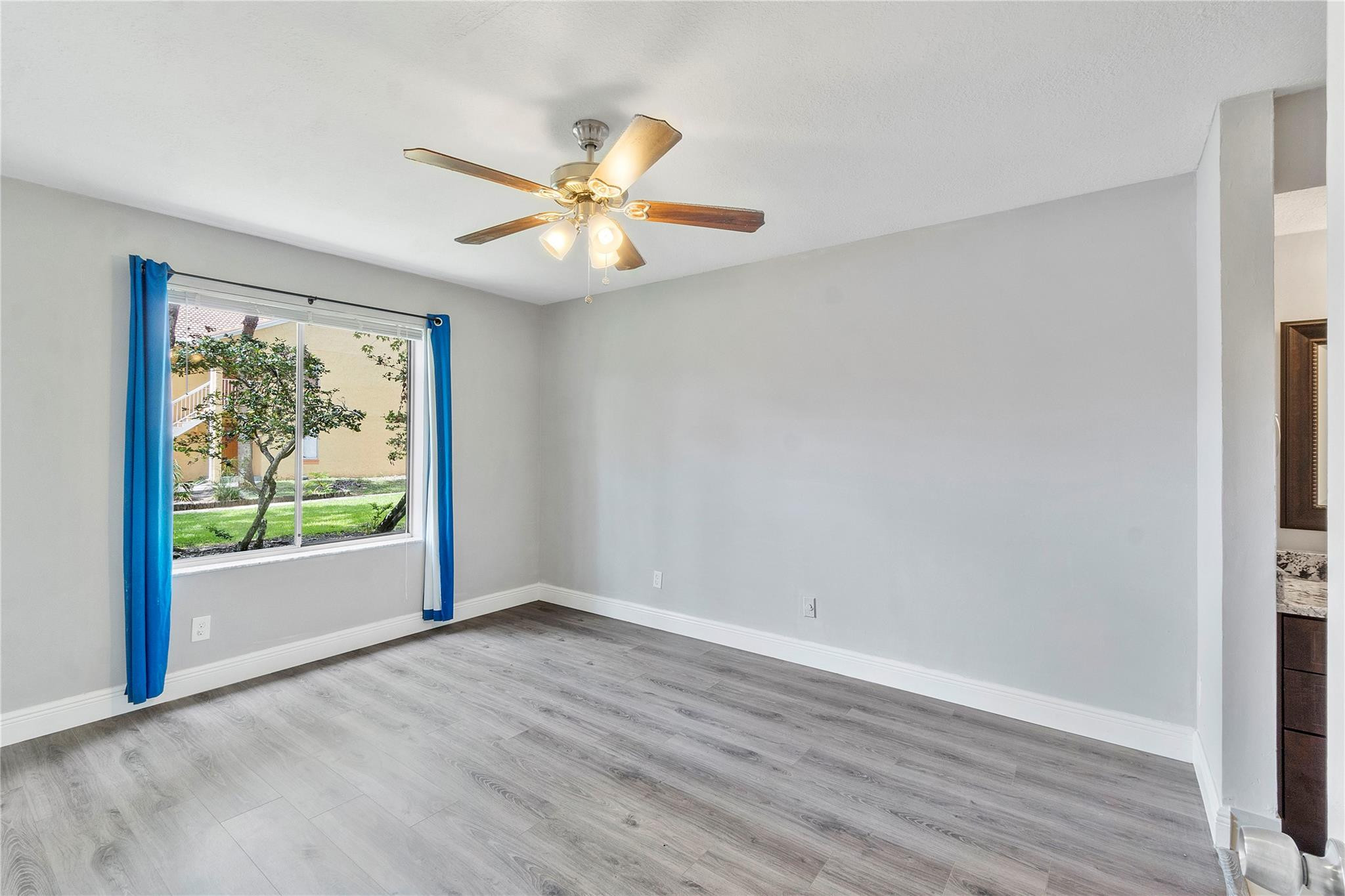 1030 CORAL CLUB DR 1030