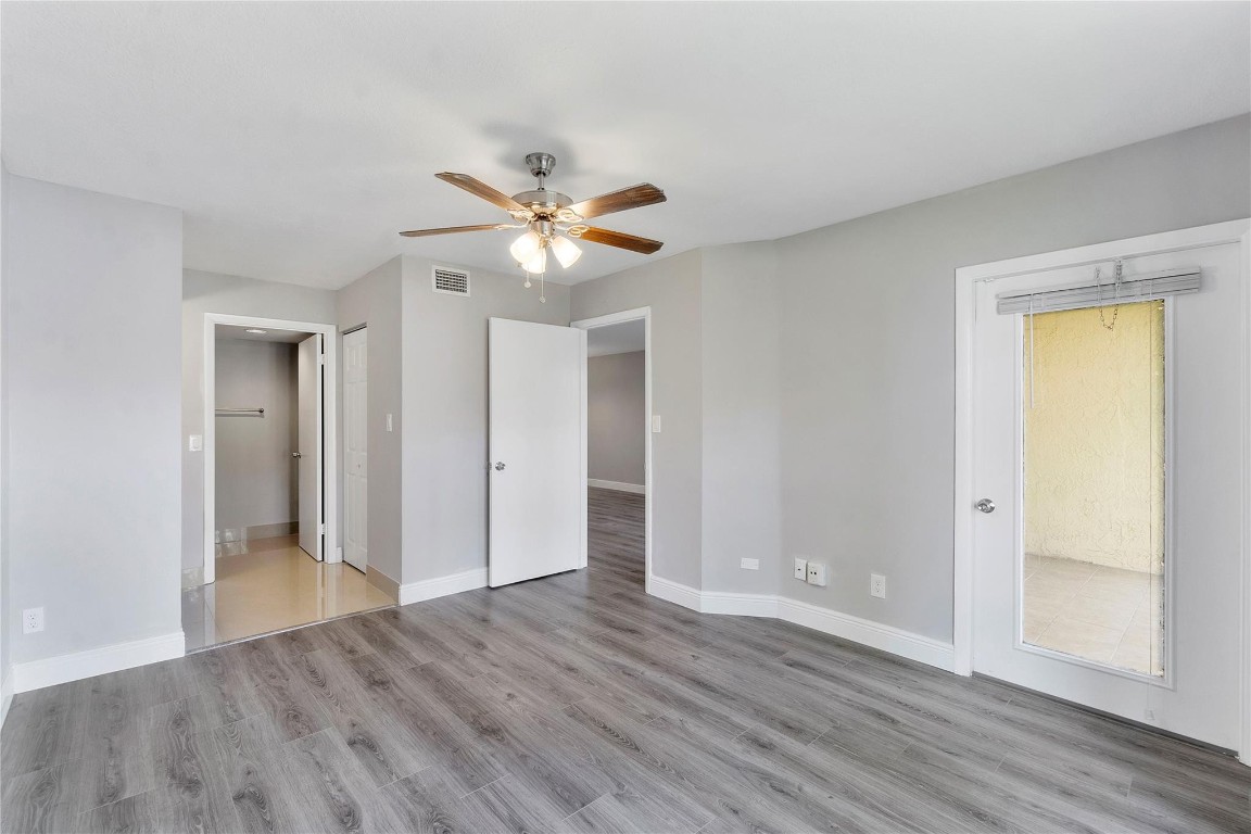 1030 CORAL CLUB DR 1030