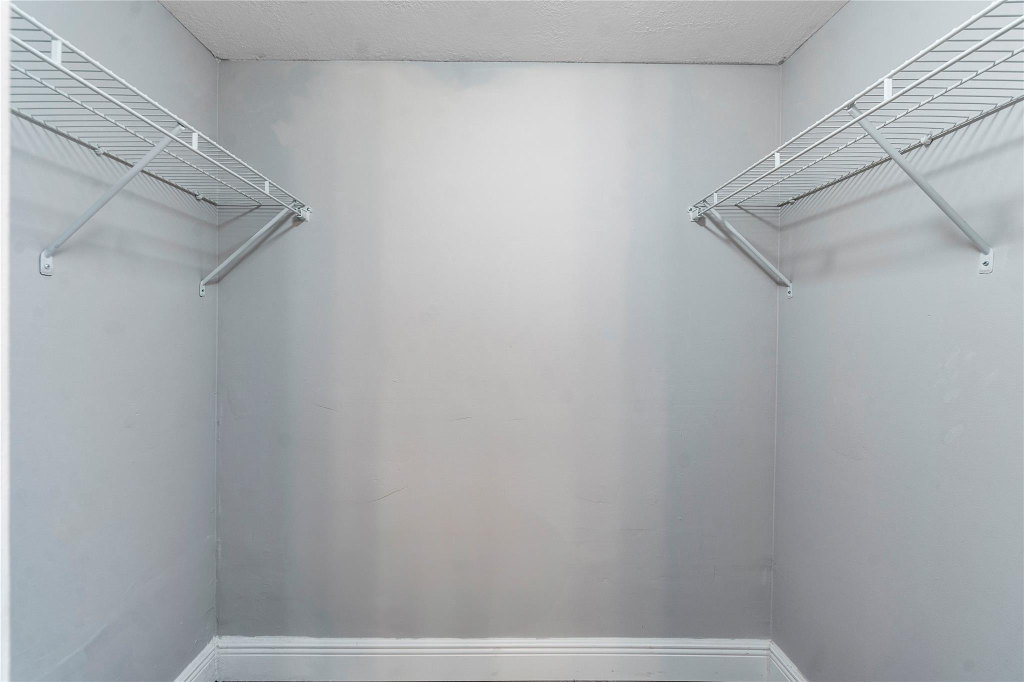 1030 CORAL CLUB DR 1030