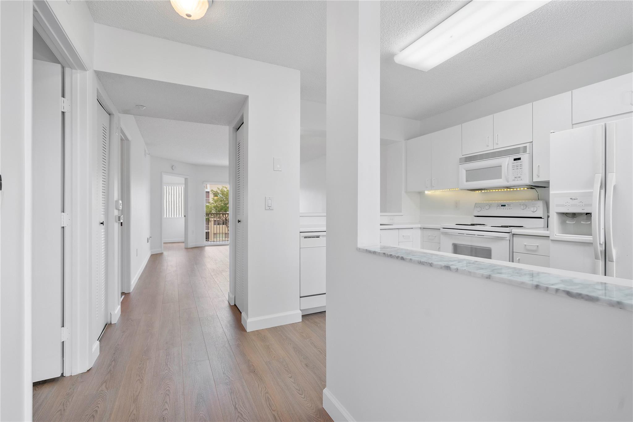 9537 Weldon Cir i309