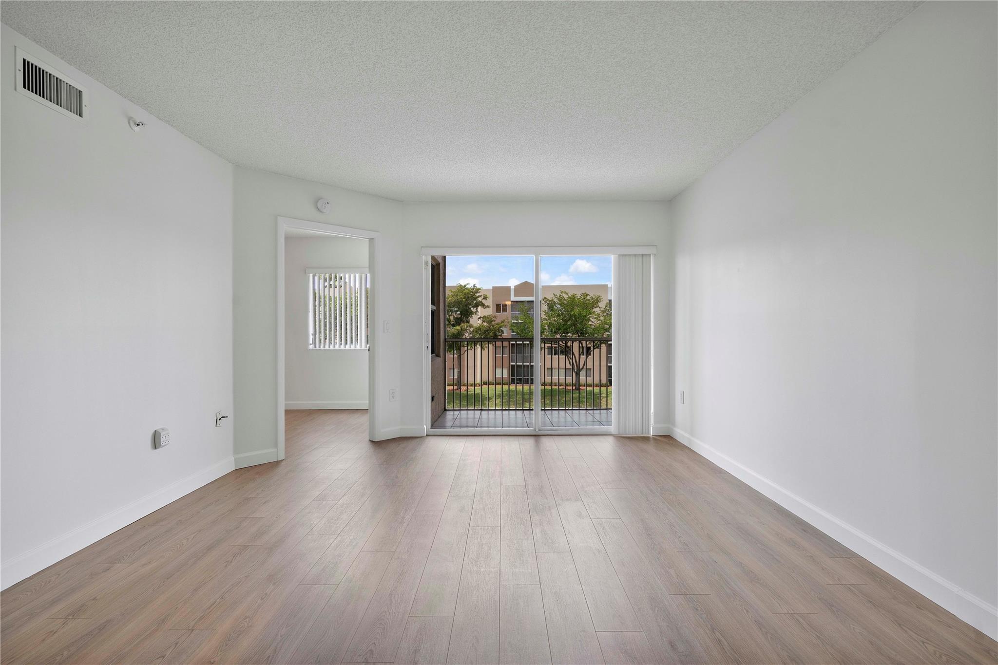 9537 Weldon Cir i309